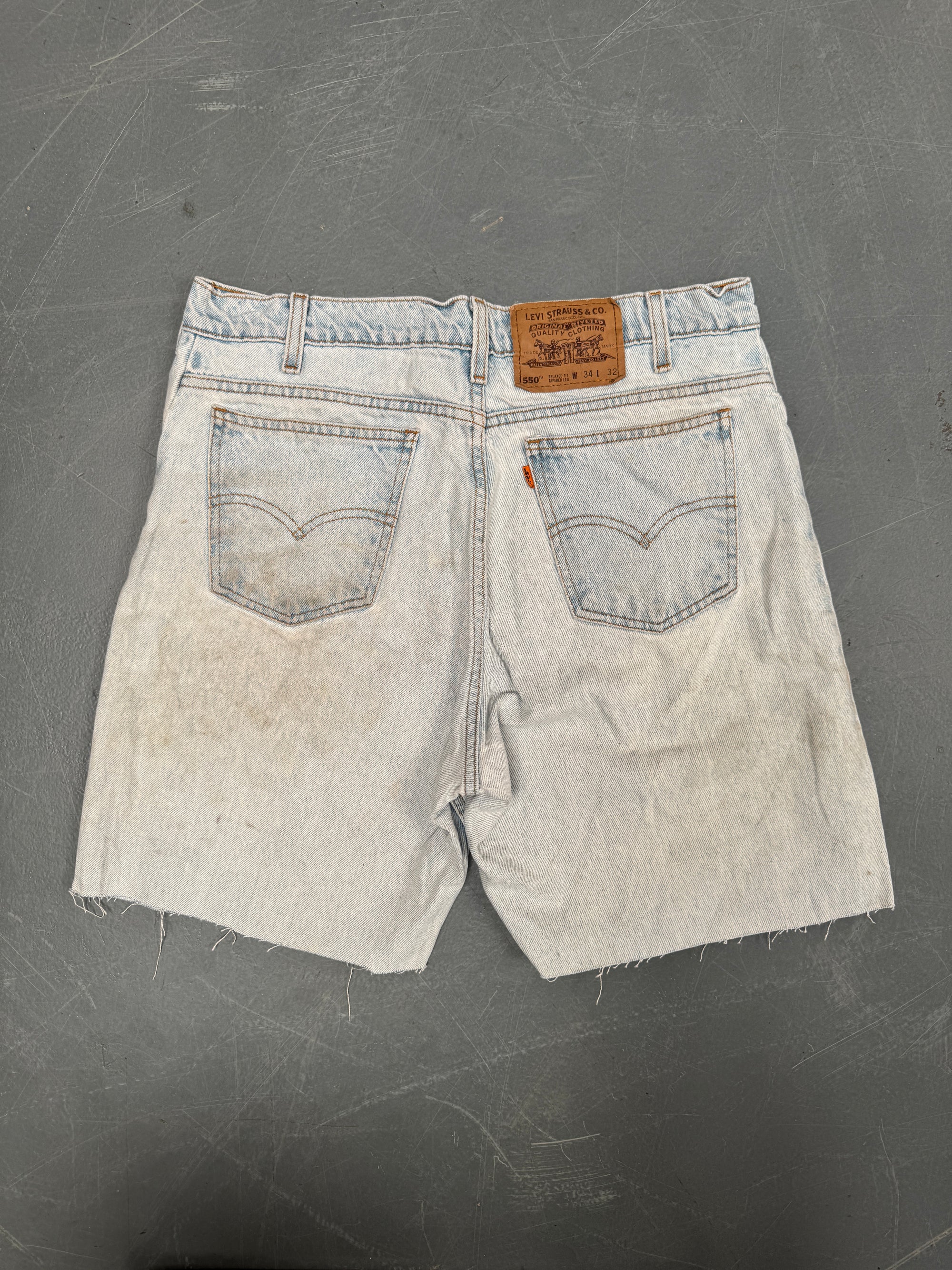 Vintage Levis Cut Off Denim Shorts - 90s Made - W 32 - SH821