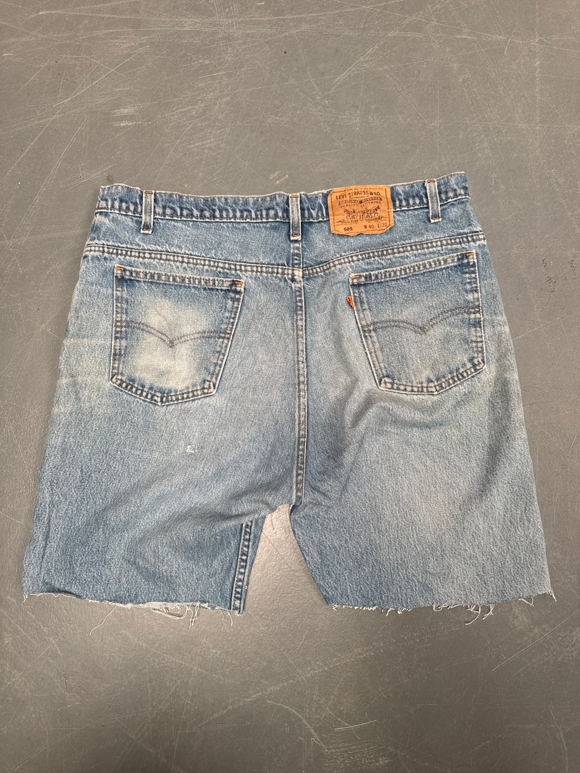 Vintage Levis Cut Off Denim Shorts - 90s Made - W 36 - SH831