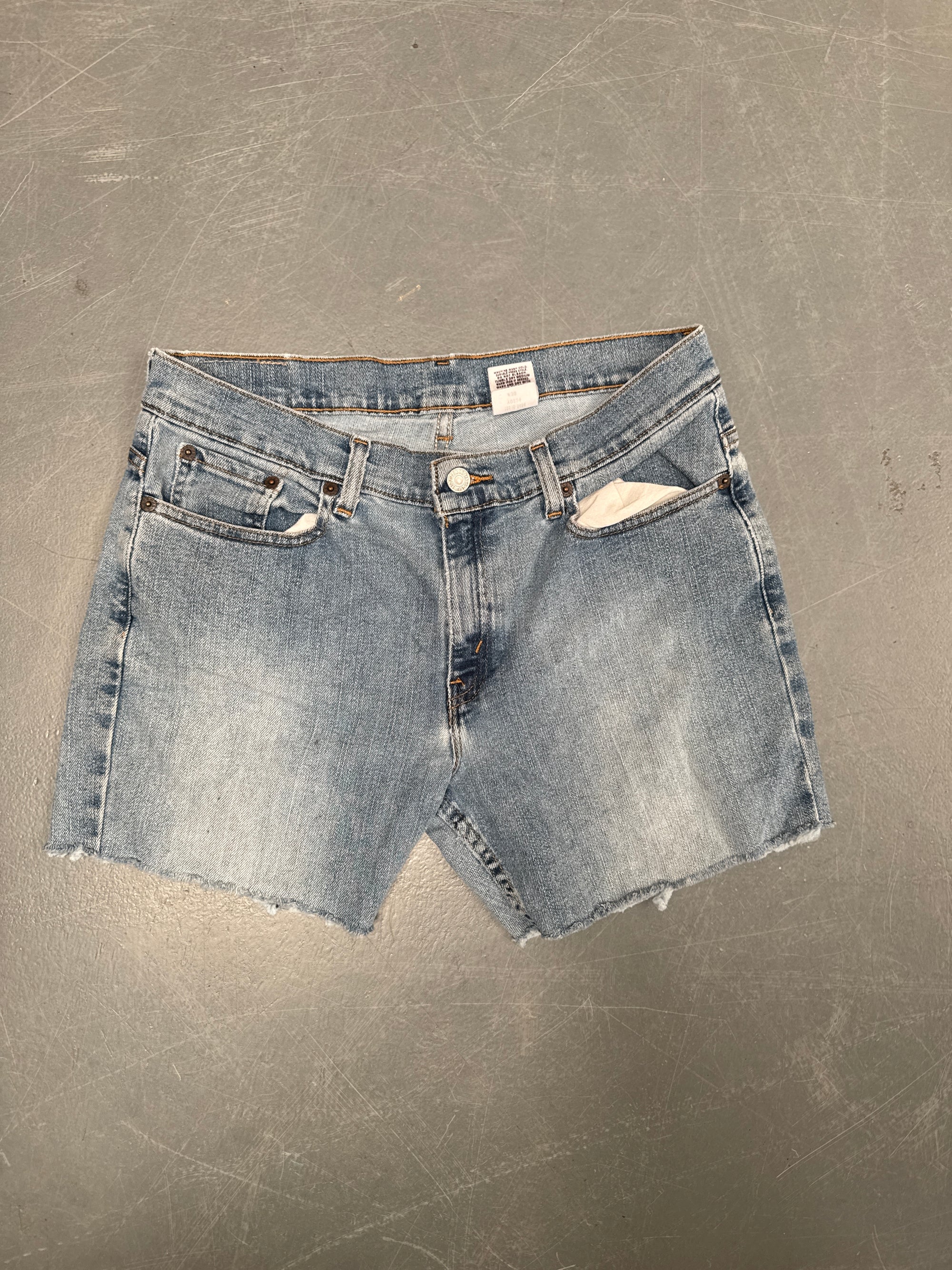Vintage Levis Cut Off Denim Shorts - 90s Made - W 30 - SH832
