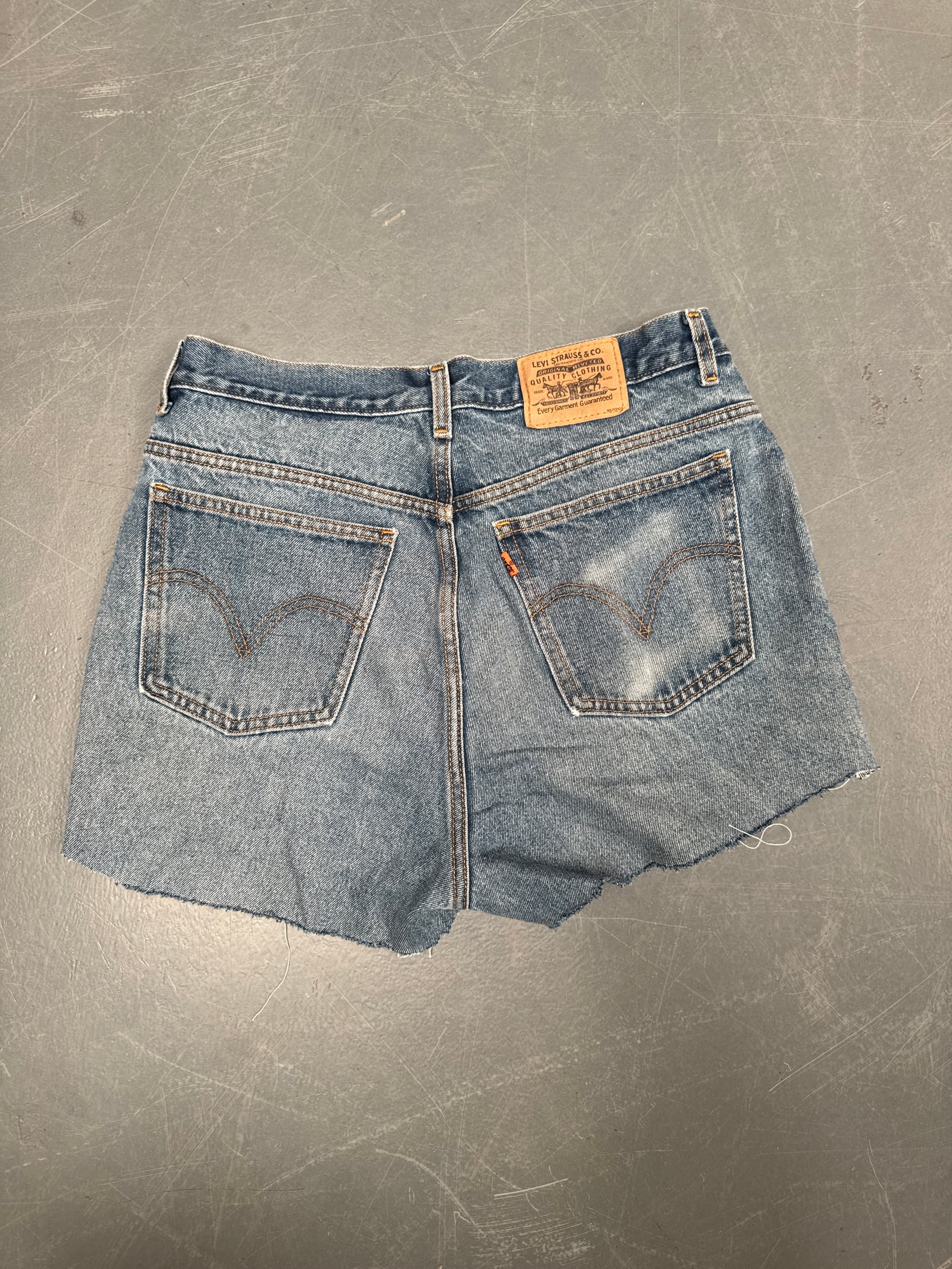 Vintage Levis Cut Off Denim Shorts - 90s Made - W 30 - SH833