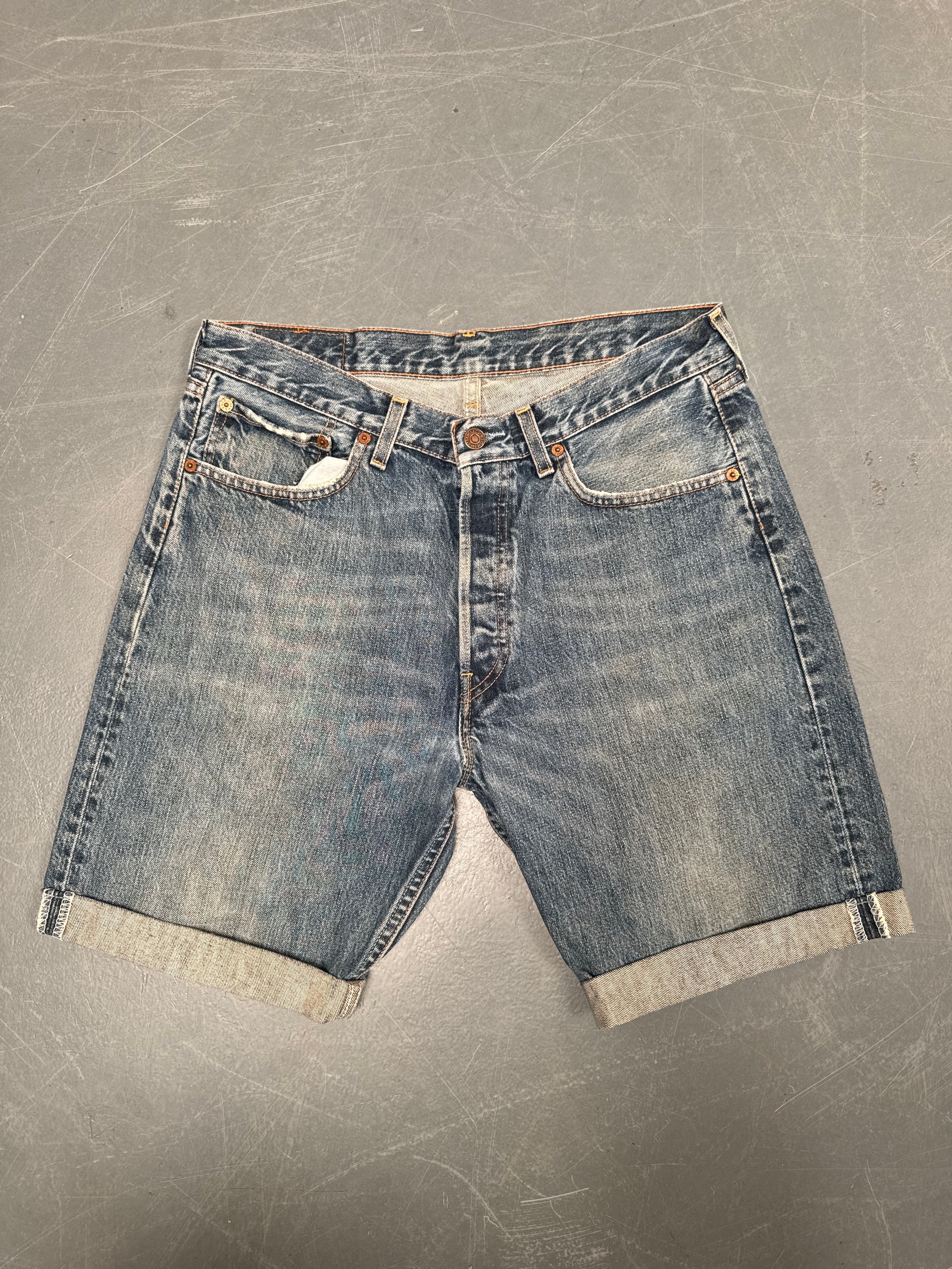 Vintage Levis Cut Off Denim Shorts - 90s Made - W 32 - SH836