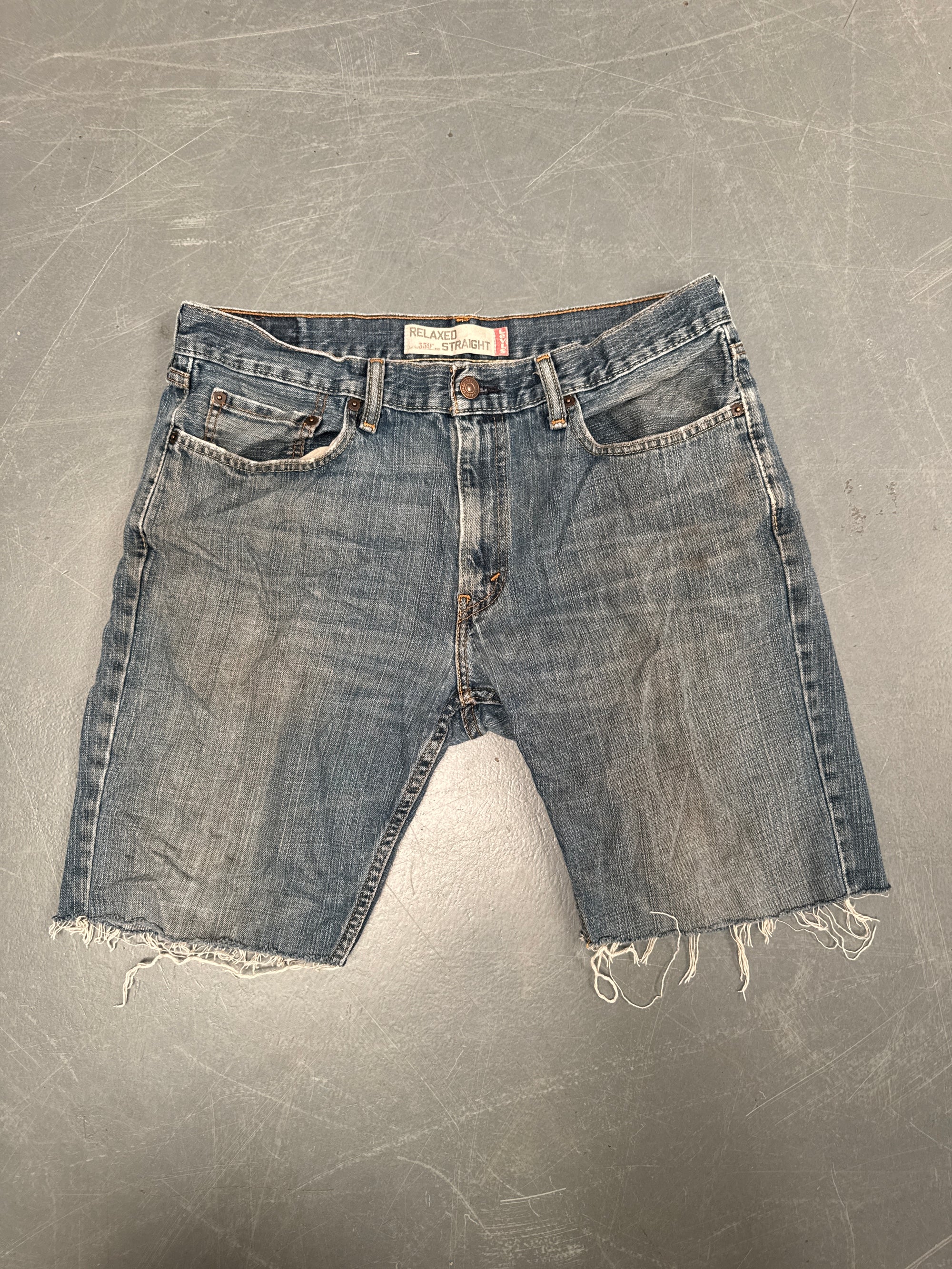 Vintage Levis Cut Off Denim Shorts - 90s Made - W 34 - SH837
