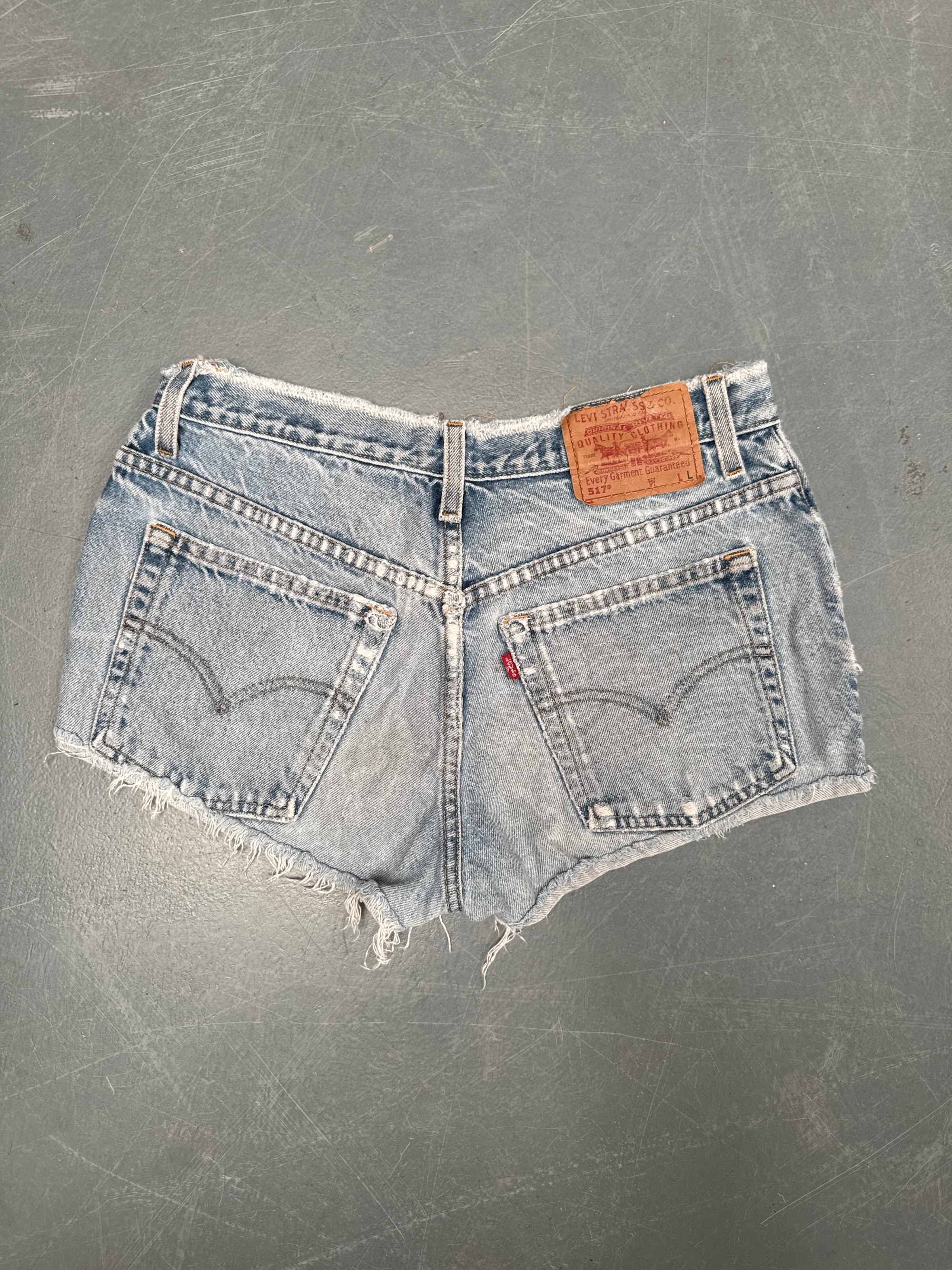 Vintage Levis Cut Off Denim Shorts - 90s Made - W 28 - SH842