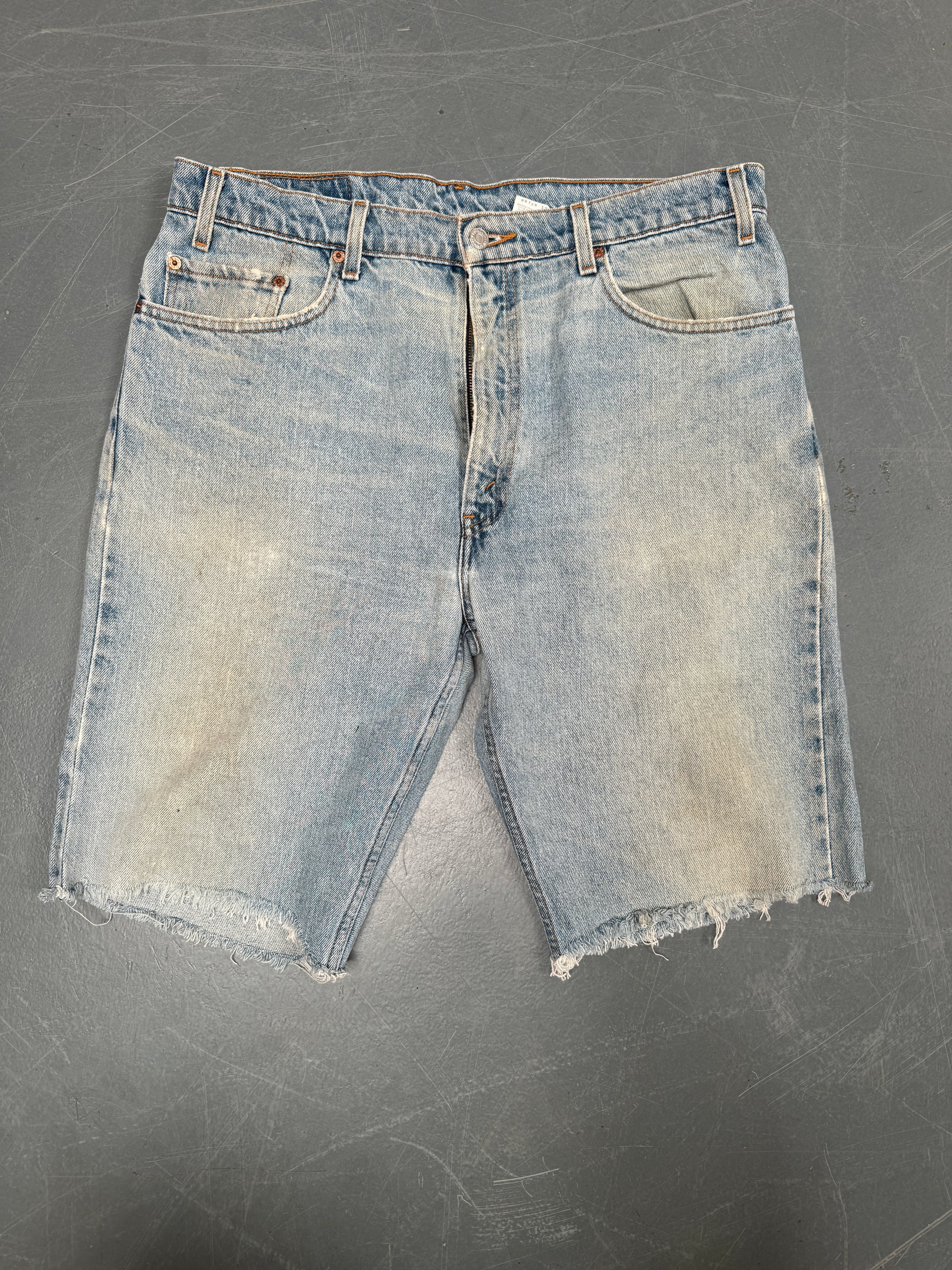 Vintage Levis Cut Off Denim Shorts - 90s Made - W 36 - SH854