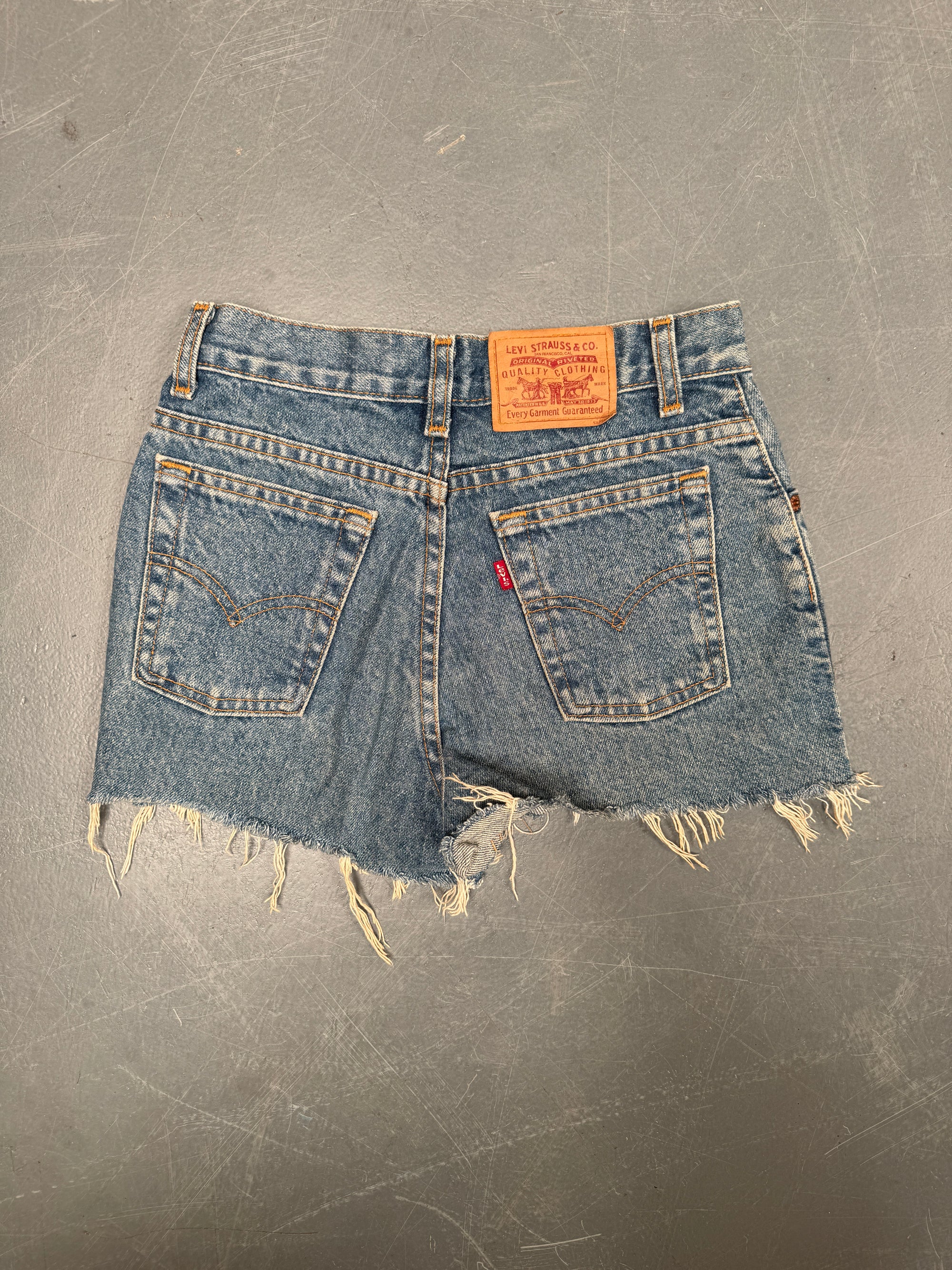 Vintage Levis Cut Off Denim Shorts - 90s Made - W 26 - SH855