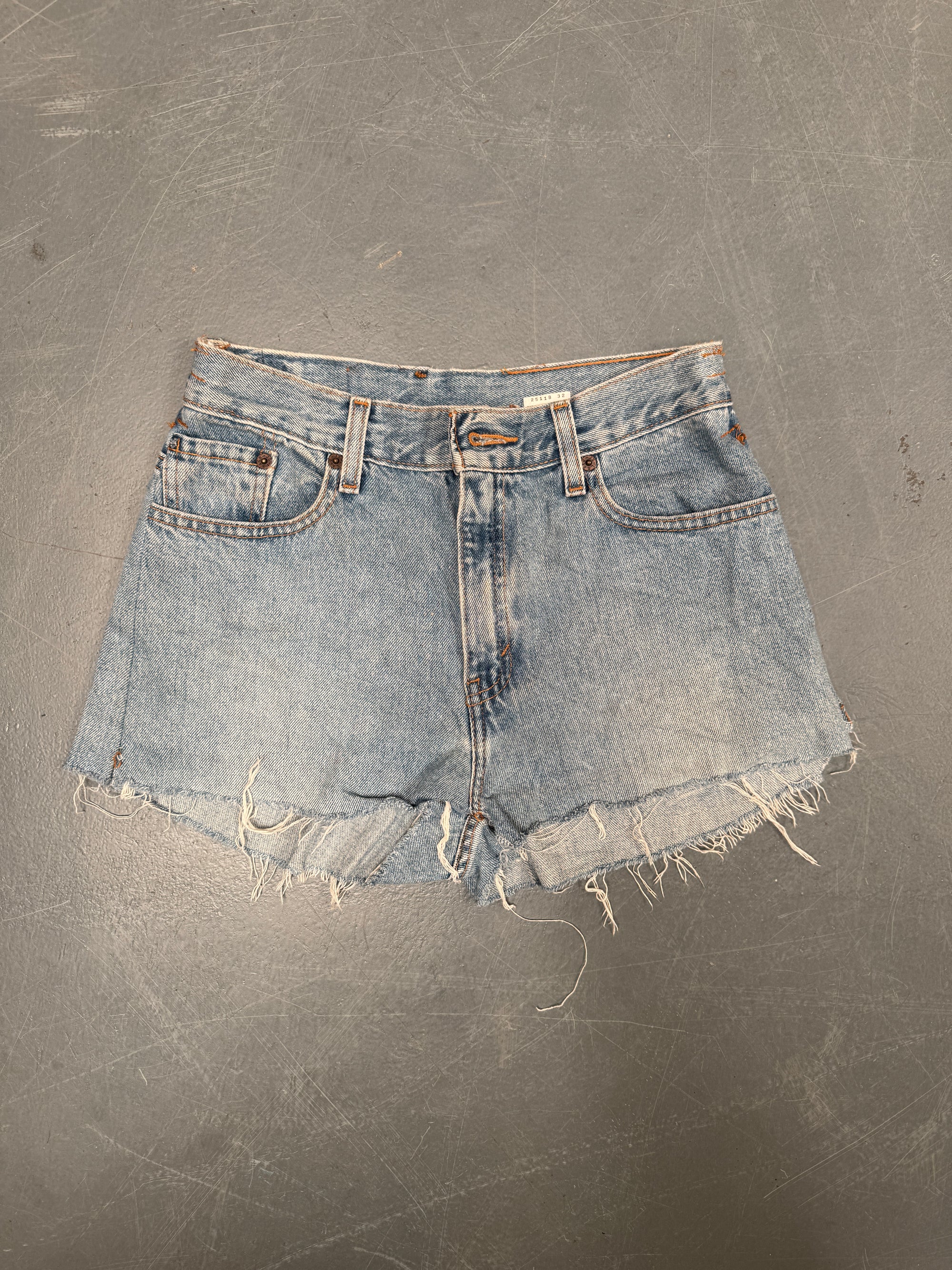 Vintage Levis Cut Off Denim Shorts - 90s Made - W 26 - SH861