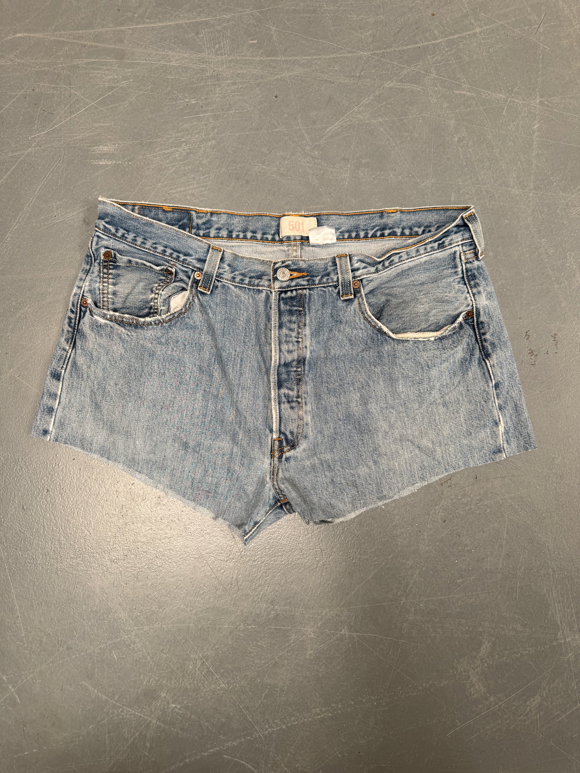 Vintage Levis Cut Off Denim Shorts - 90s Made - W 36 - SH864