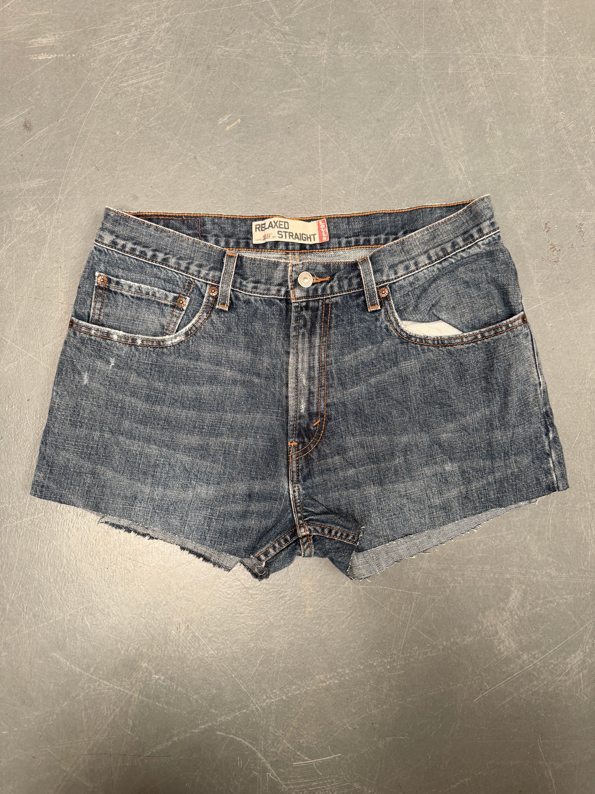 Vintage Levis Cut Off Denim Shorts - 90s Made - W 32 - SH874