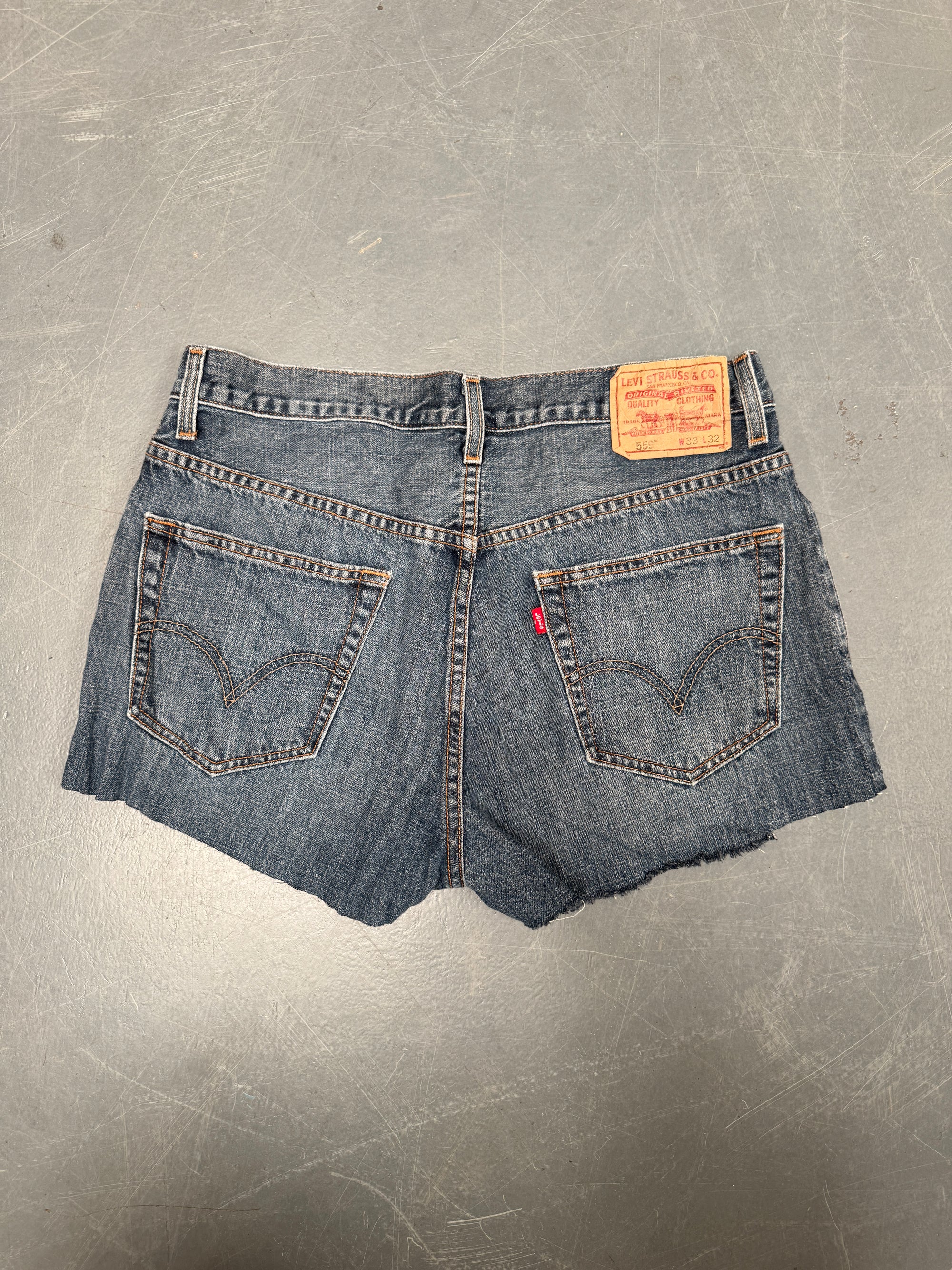 Vintage Levis Cut Off Denim Shorts - 90s Made - W 32 - SH874