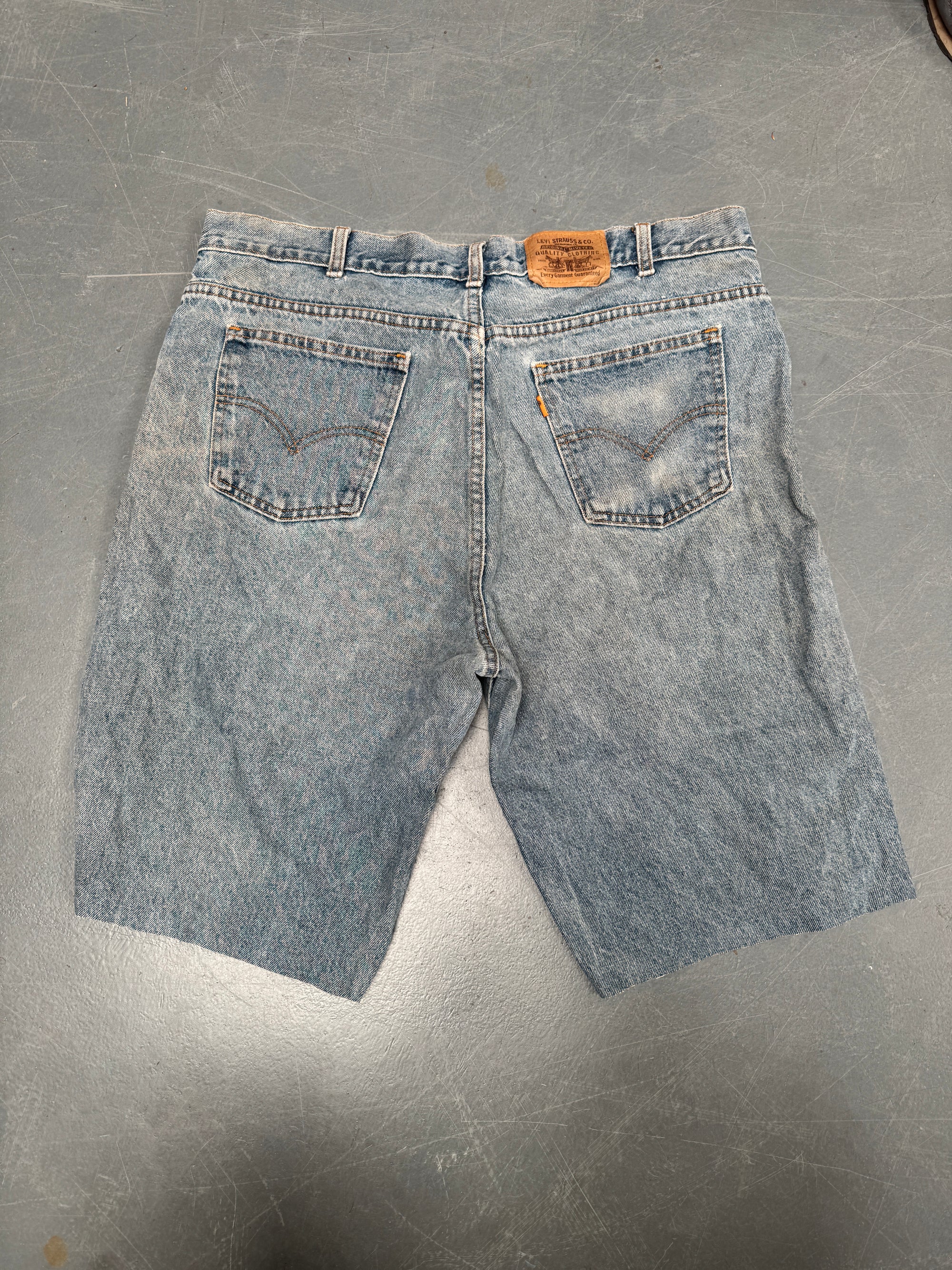 Vintage Levis Cut Off Denim Shorts - 90s Made - W 38 - SH881
