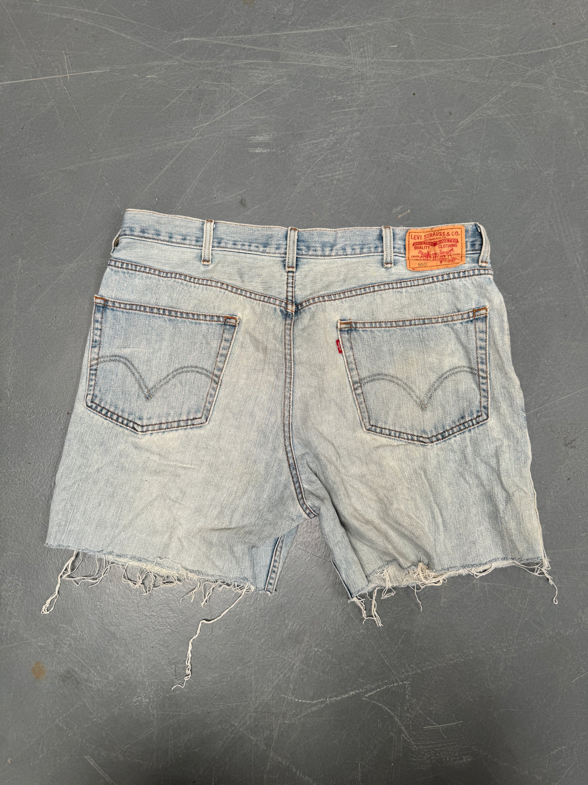 Vintage Levis Cut Off Denim Shorts - 90s Made - W 38 - SH892