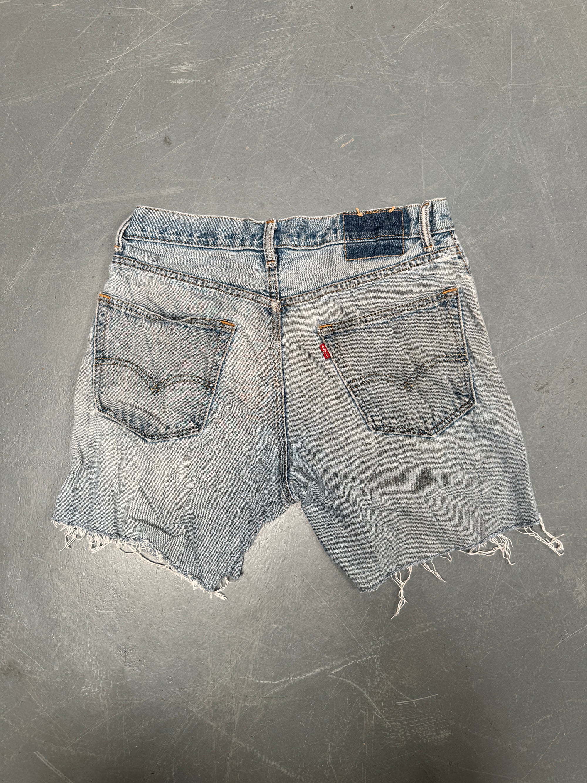 Vintage Levis Cut Off Denim Shorts - 90s Made - W 30 - SH894
