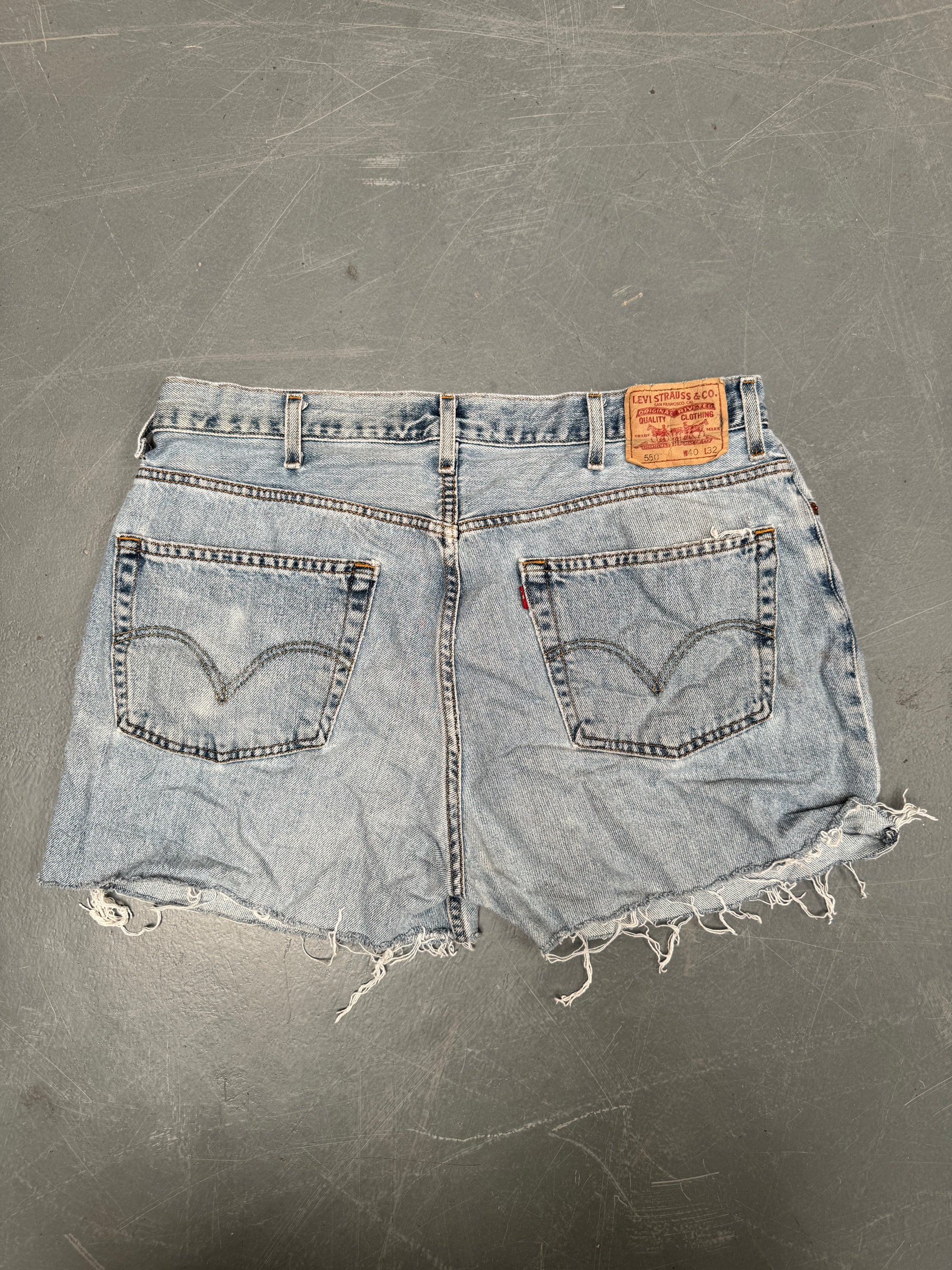 Vintage Levis Cut Off Denim Shorts - 90s Made - W 36 - SH896
