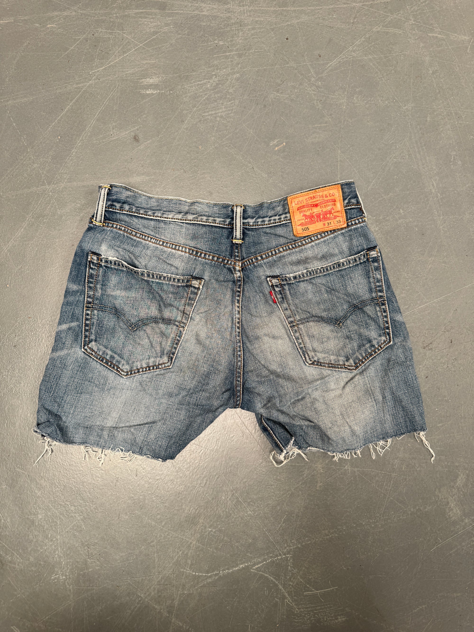 Vintage Levis Cut Off Denim Shorts - 90s Made - W 30 - SH899