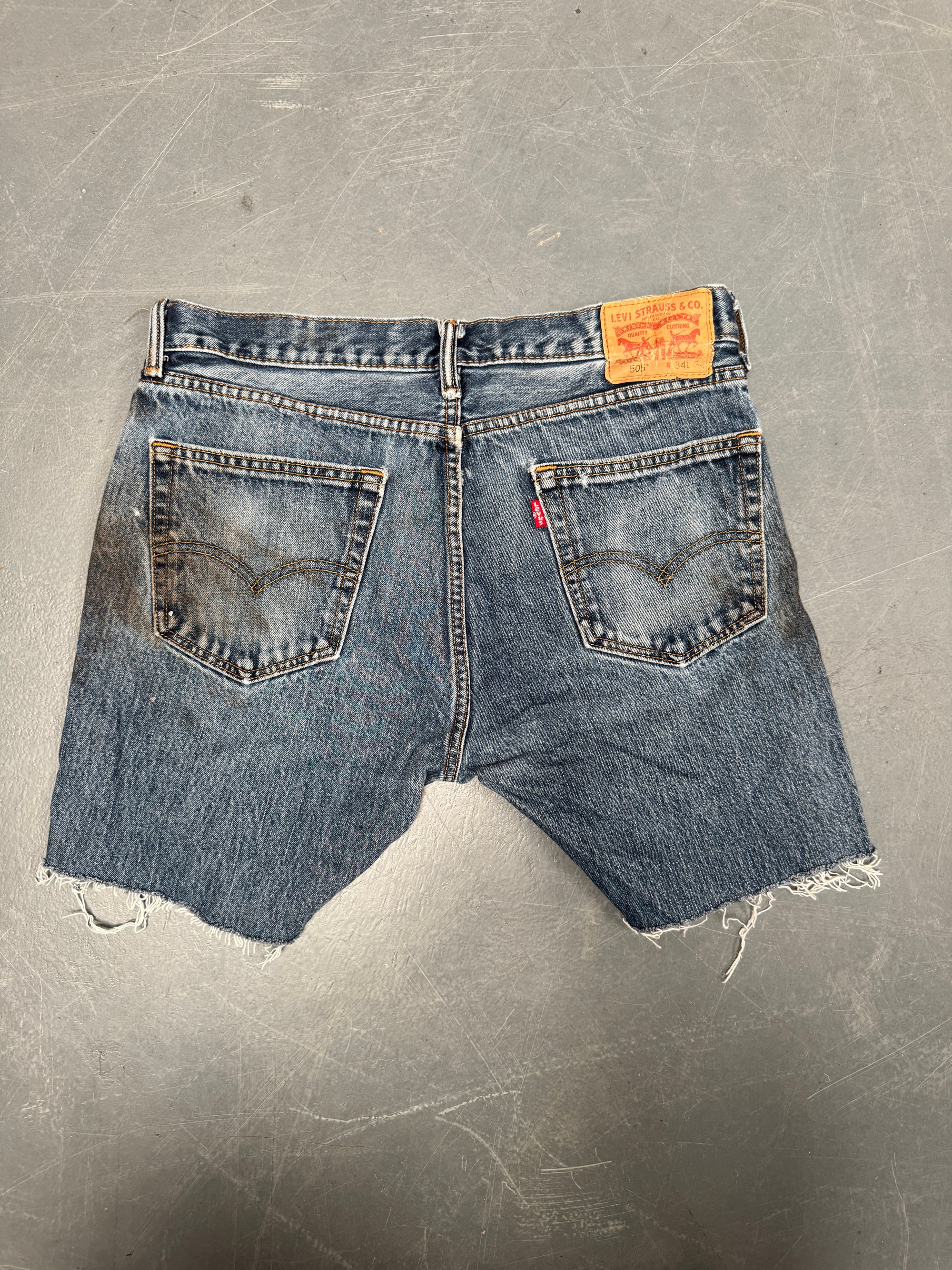 Vintage Levis Cut Off Denim Shorts - 90s Made - W 32 - SH908