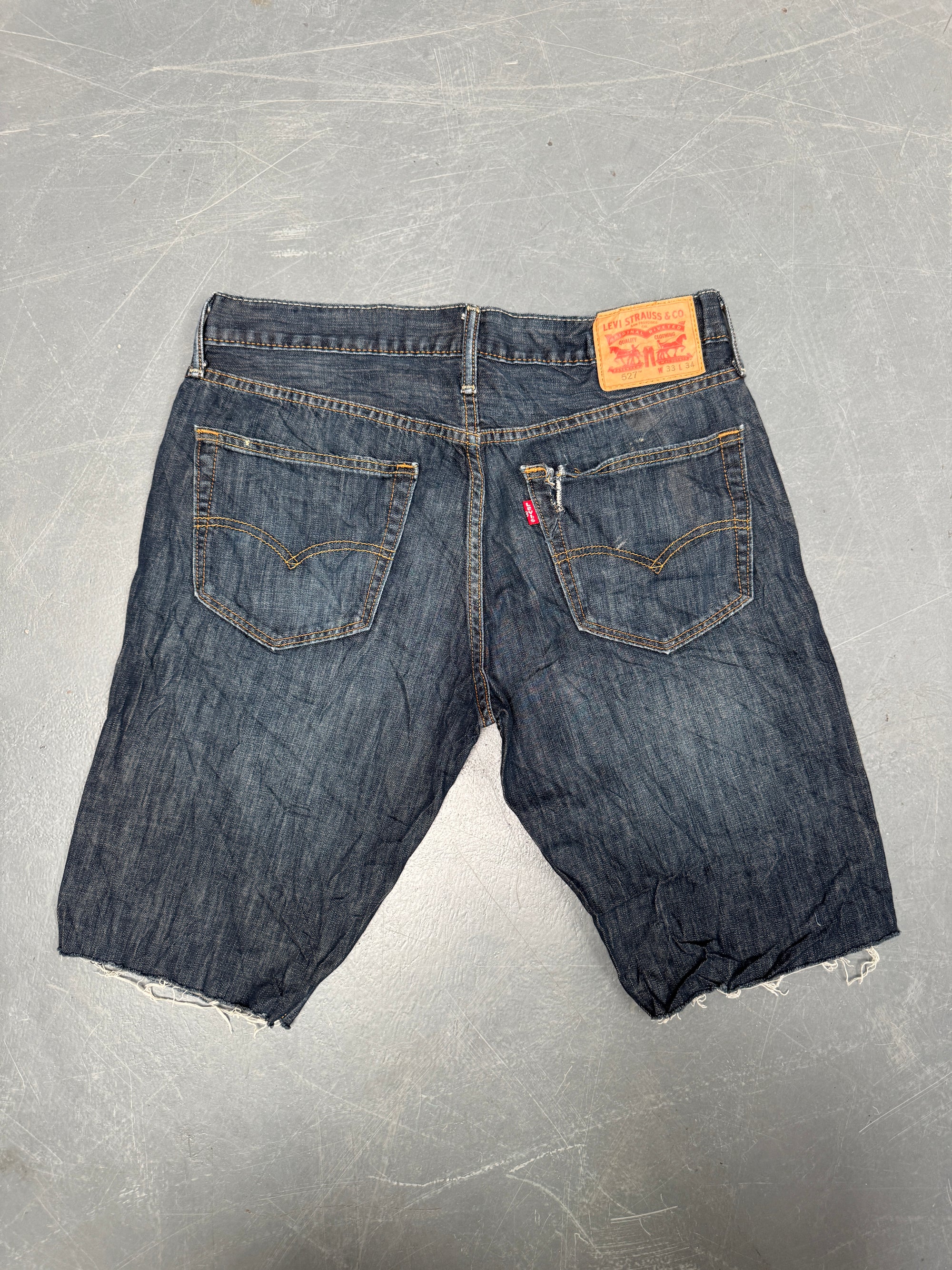 Vintage Levis Cut Off Denim Shorts - 90s Made - W 32 - SH909