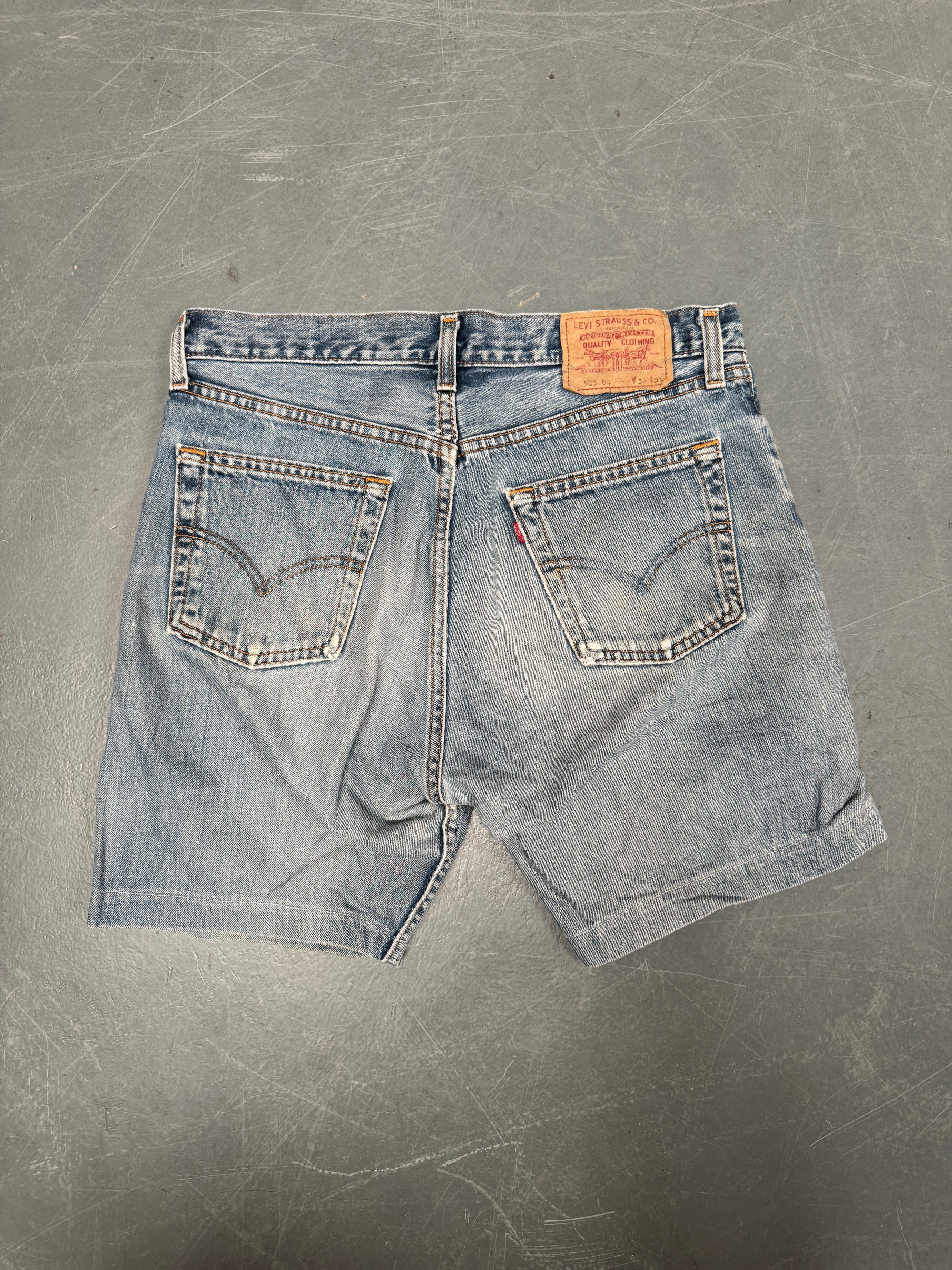 Vintage Levis Cut Off Denim Shorts - 90s Made - W 32 - SH916