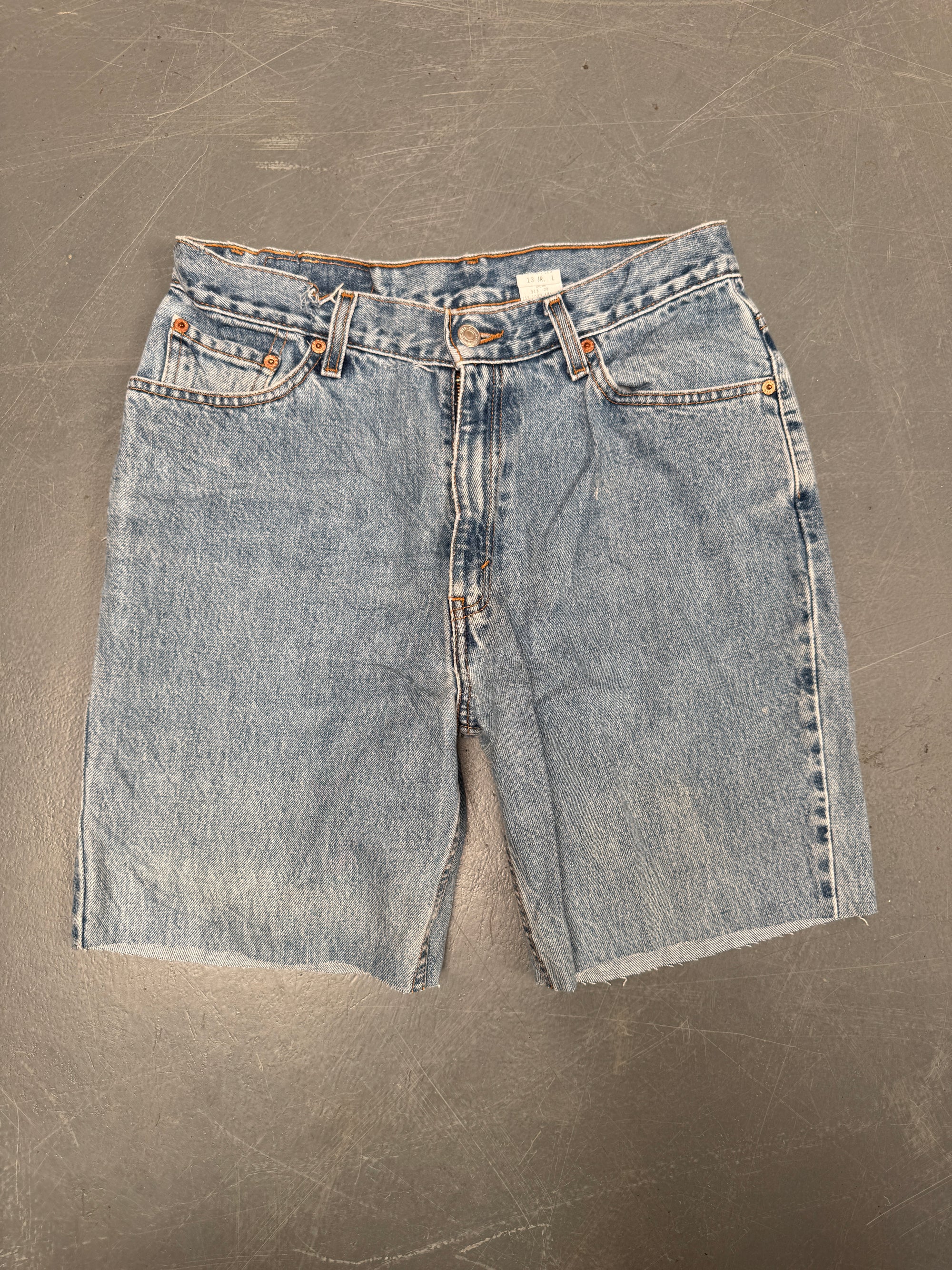 Vintage Levis Cut Off Denim Shorts - 90s Made - W 28 - SH920