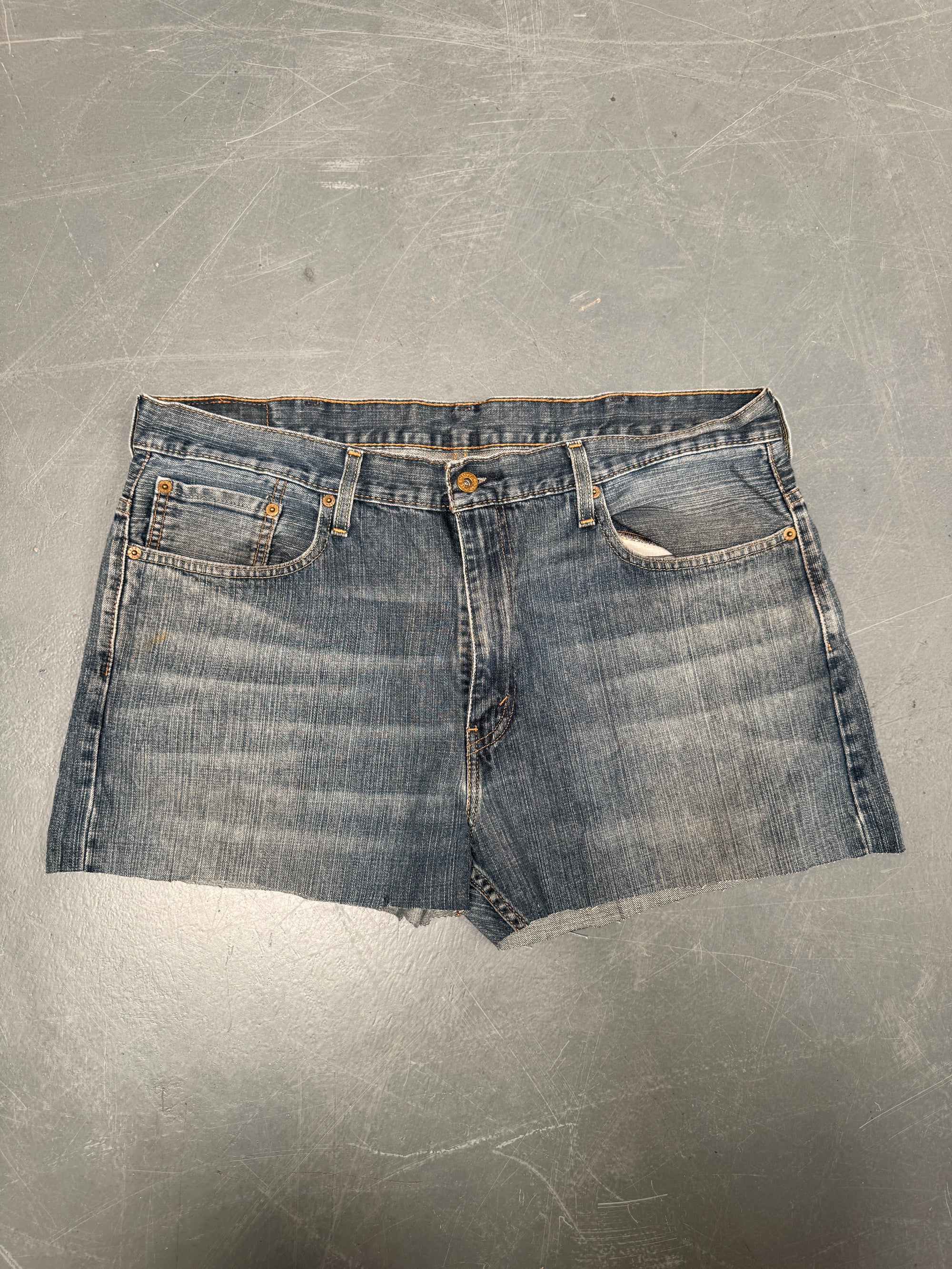 Vintage Levis Cut Off Denim Shorts - 90s Made - W 38 - SH921