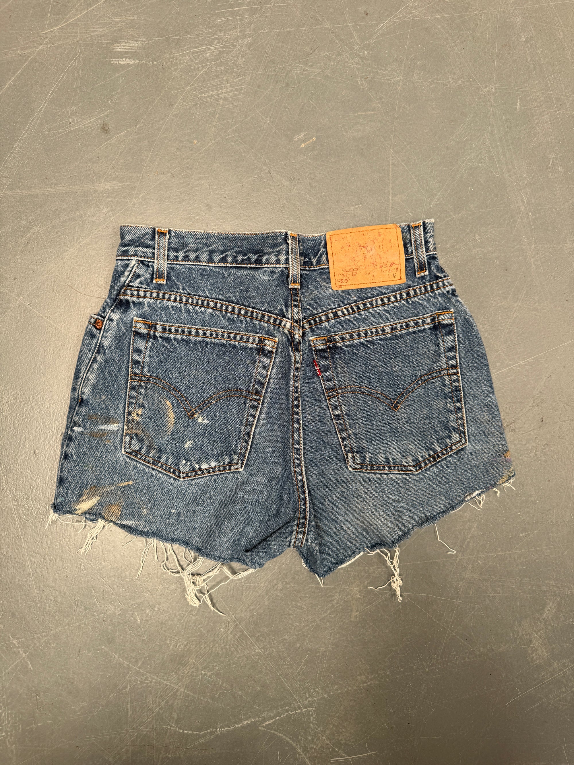 Vintage Levis Cut Off Denim Shorts - 90s Made - W 26 - SH923
