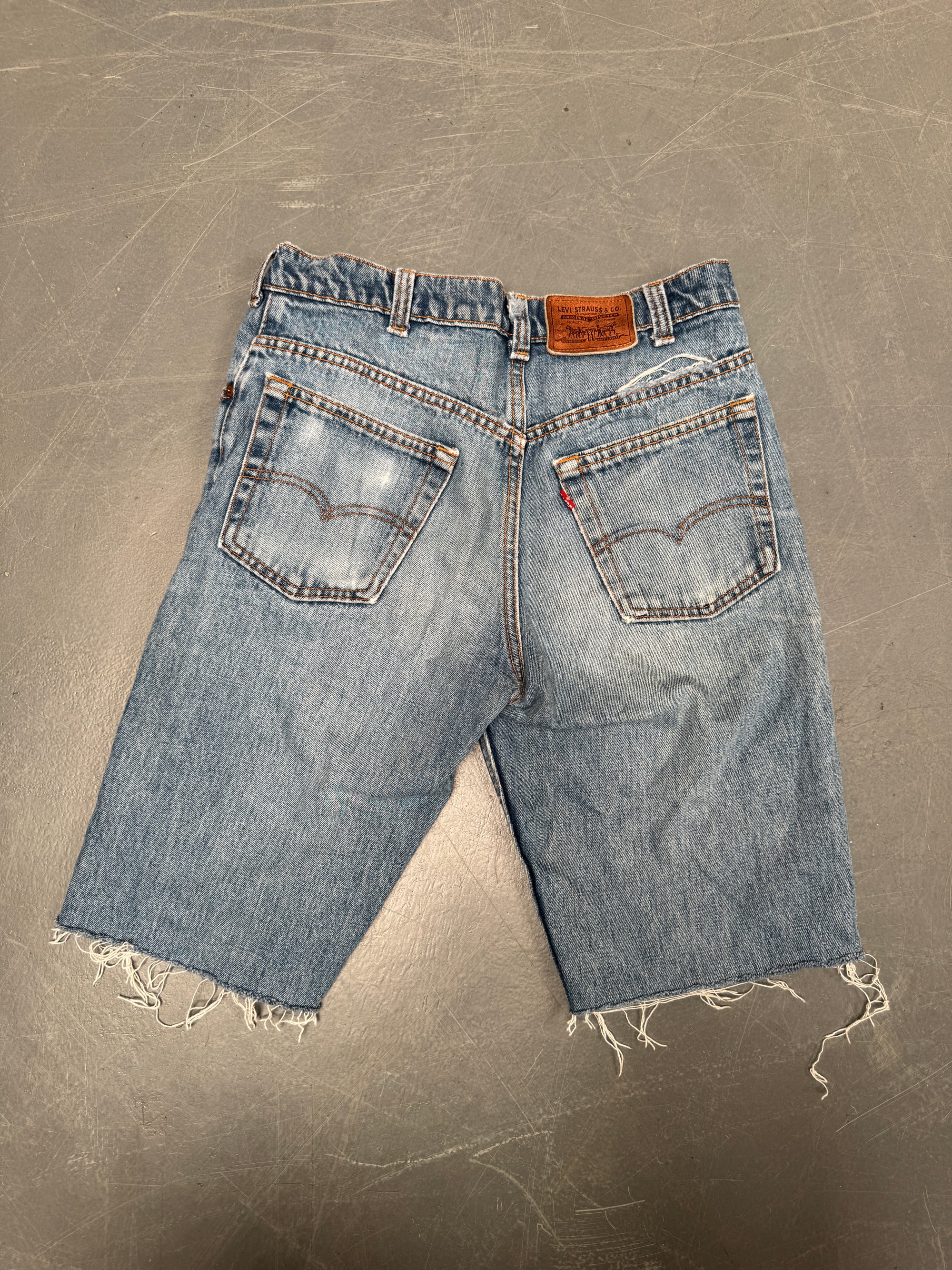 Vintage Levis Cut Off Denim Shorts - 90s Made - W 30 - SH926