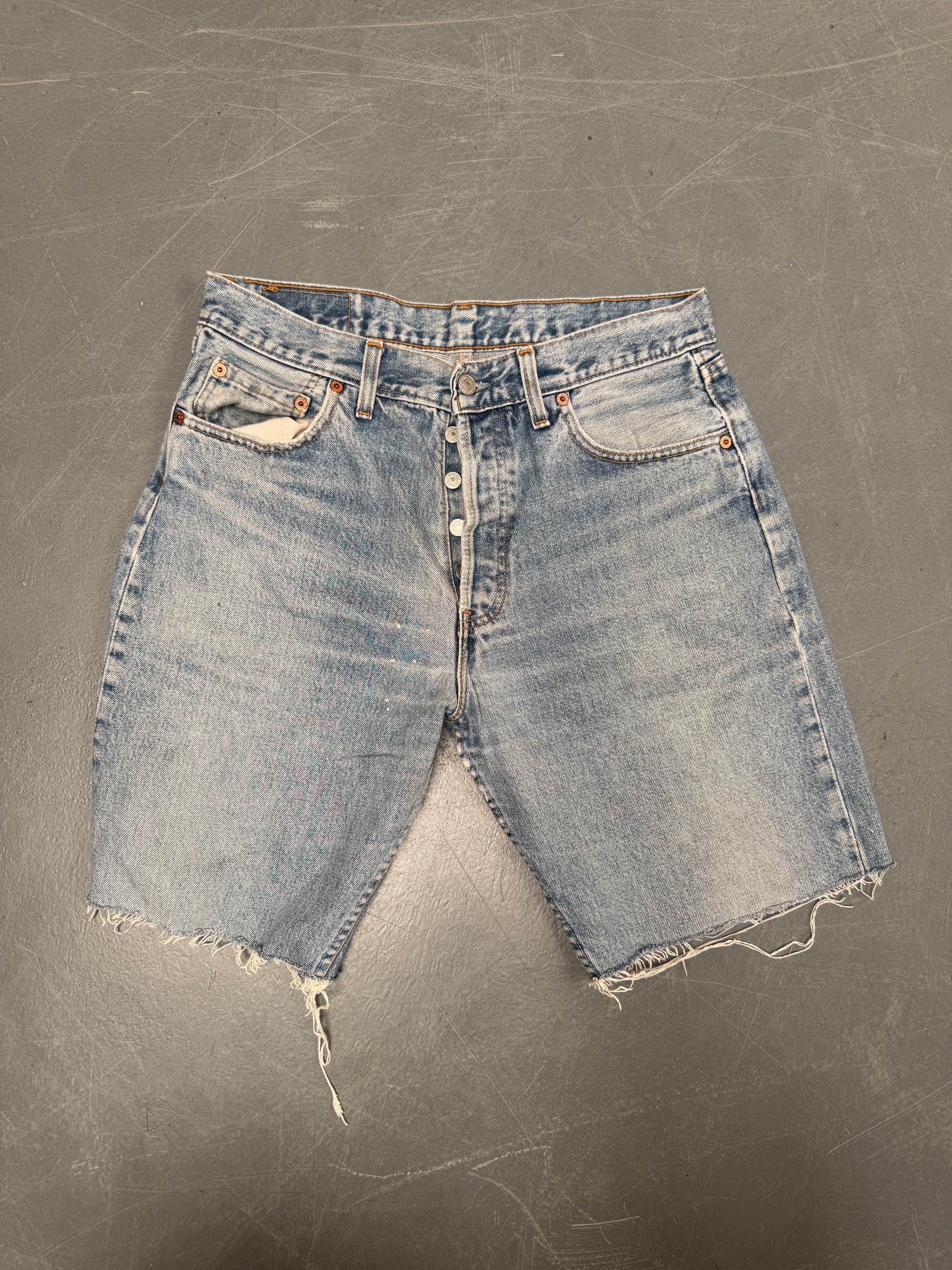 Vintage Levis Cut Off Denim Shorts - 90s Made - W 30 - SH927