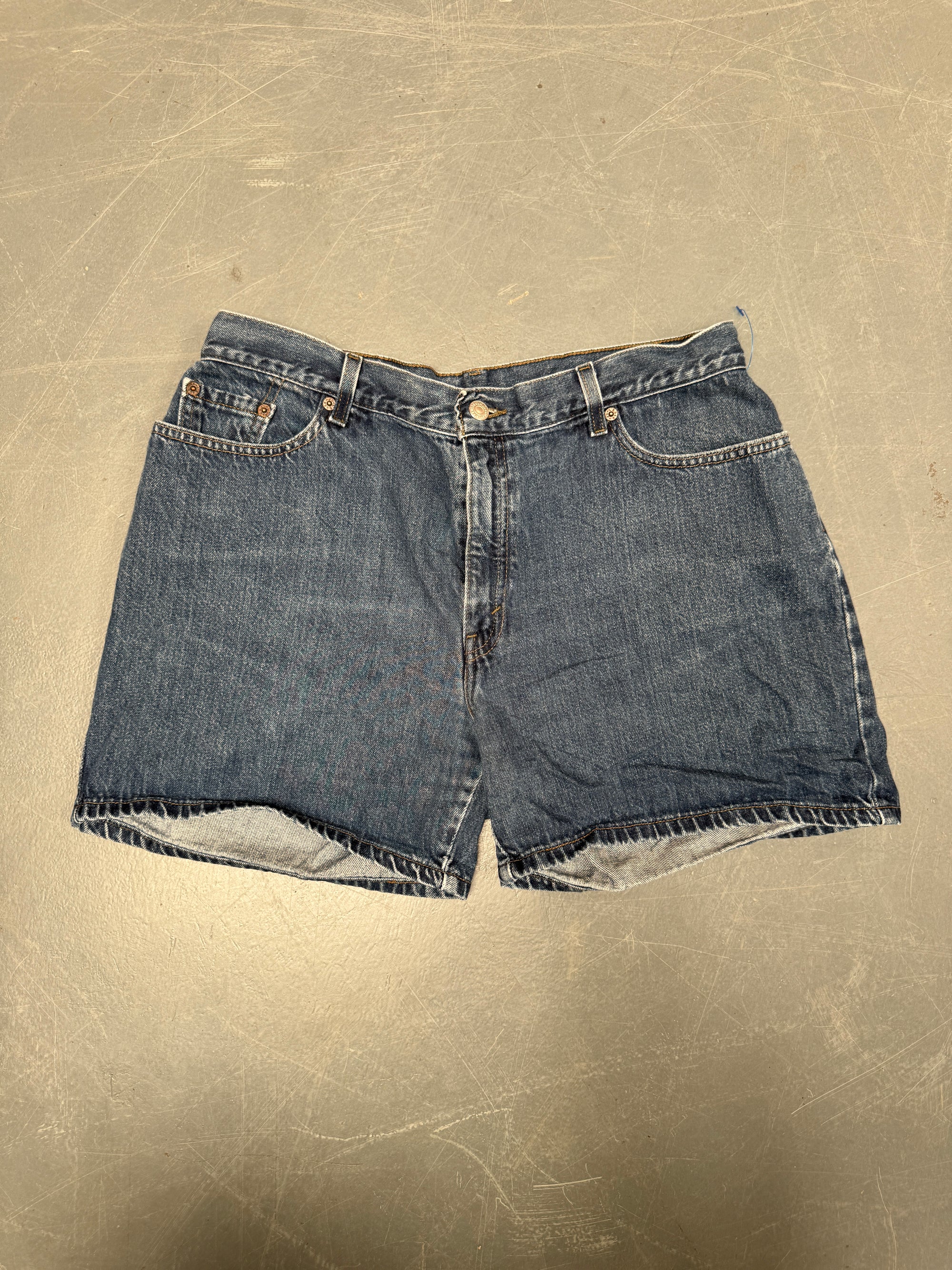 Vintage Levis Cut Off Denim Shorts - 90s Made - W 32 - SH931