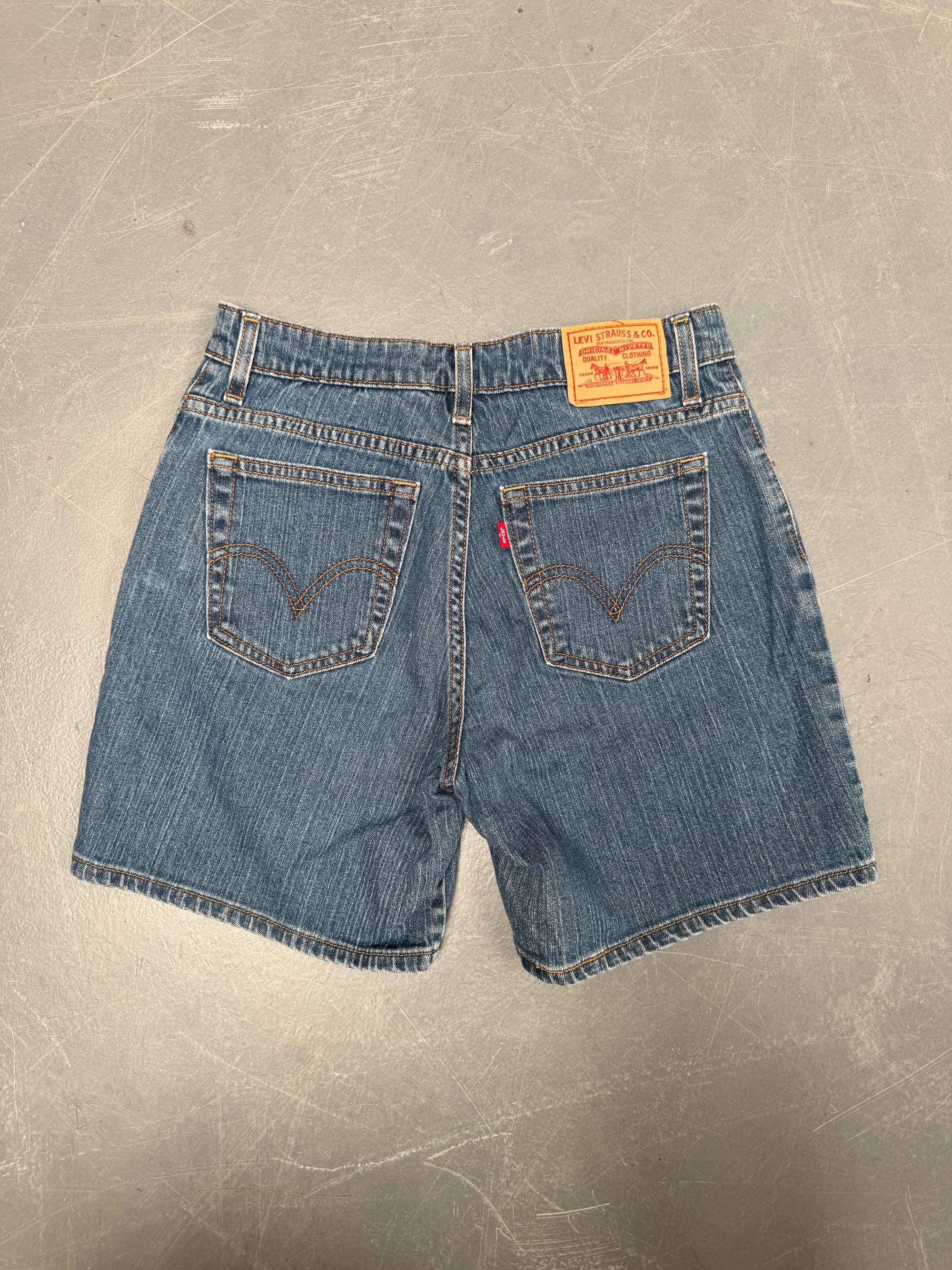 Vintage Levis Cut Off Denim Shorts - 90s Made - W 28 - SH933