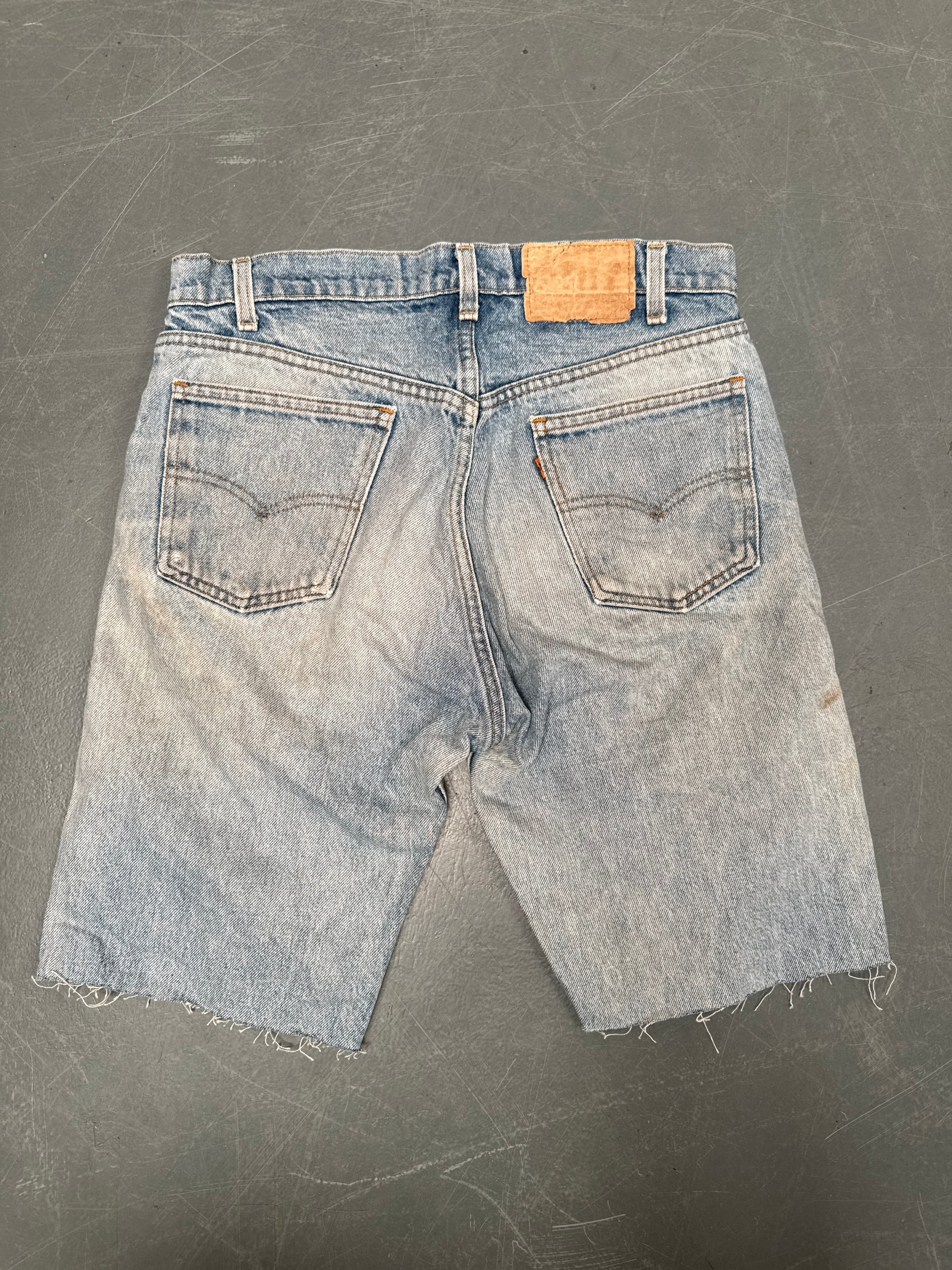Vintage Levis Cut Off Denim Shorts - 90s Made - W 32 - SH935