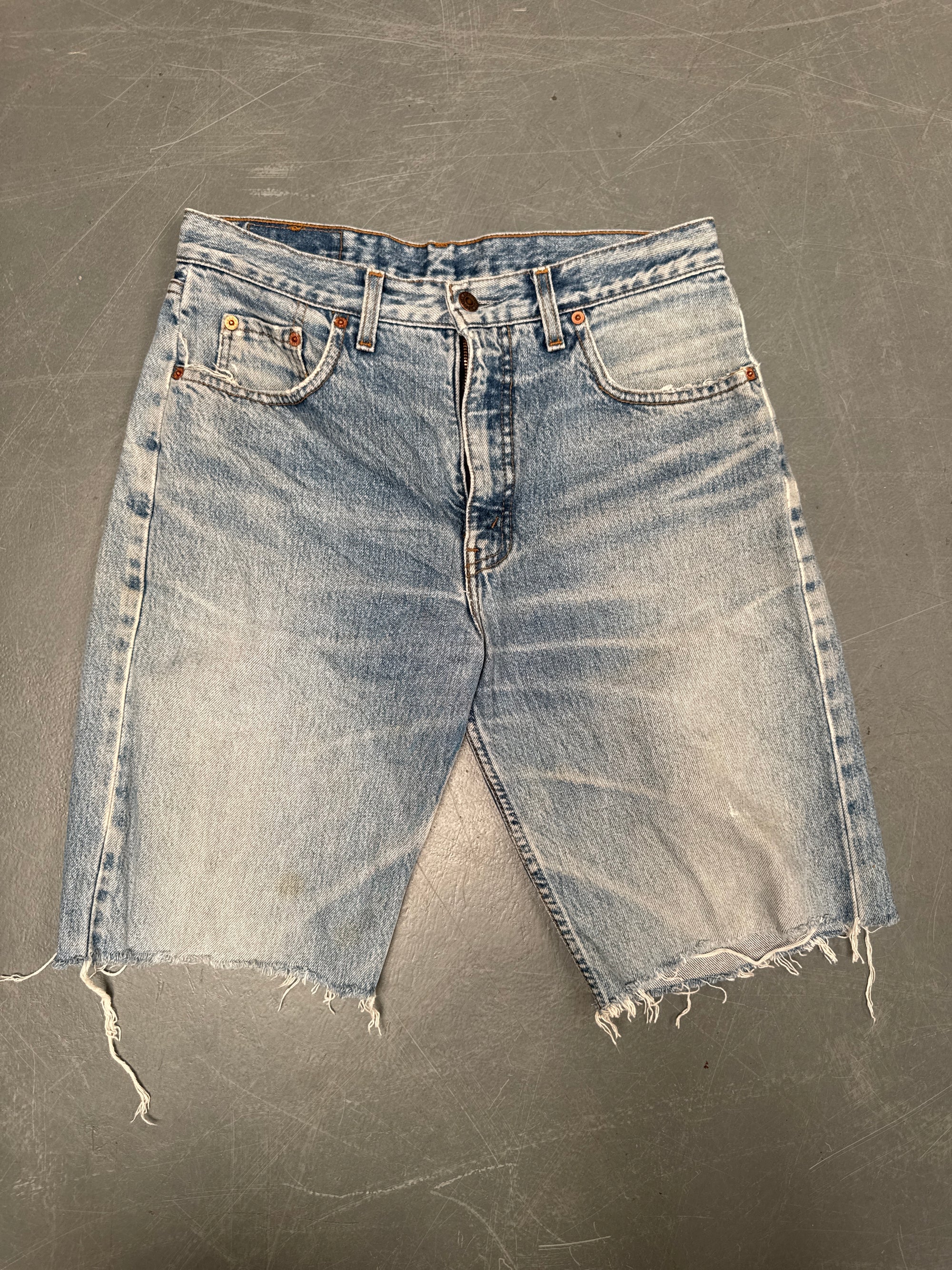 Vintage Levis Cut Off Denim Shorts - 90s Made - W 30 - SH937