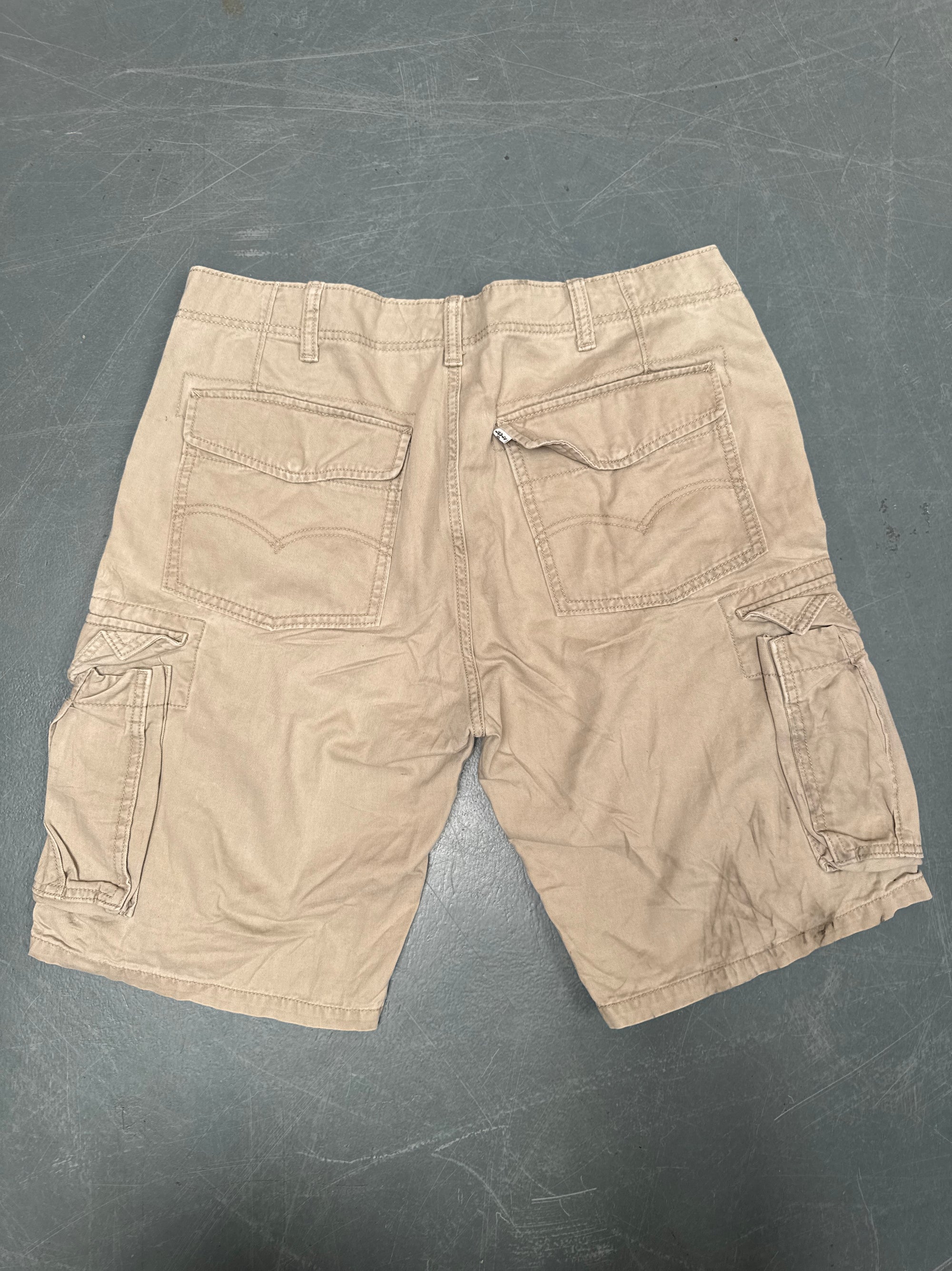 Vintage Levis Cut Off Denim Shorts - 90s Made - W 36 - SH950