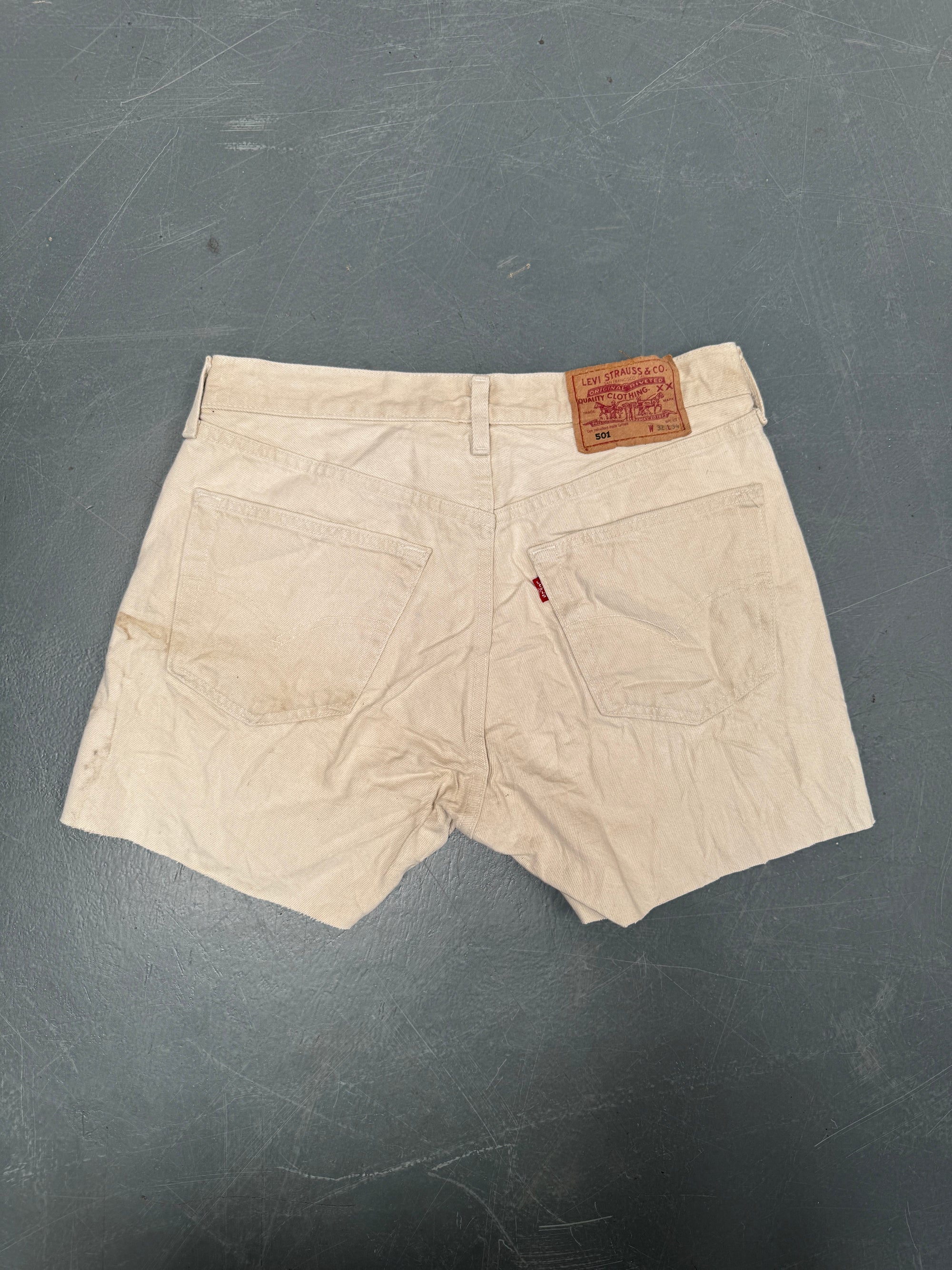 Vintage Levis Cut Off Denim Shorts - 90s Made - W 30 - SH953