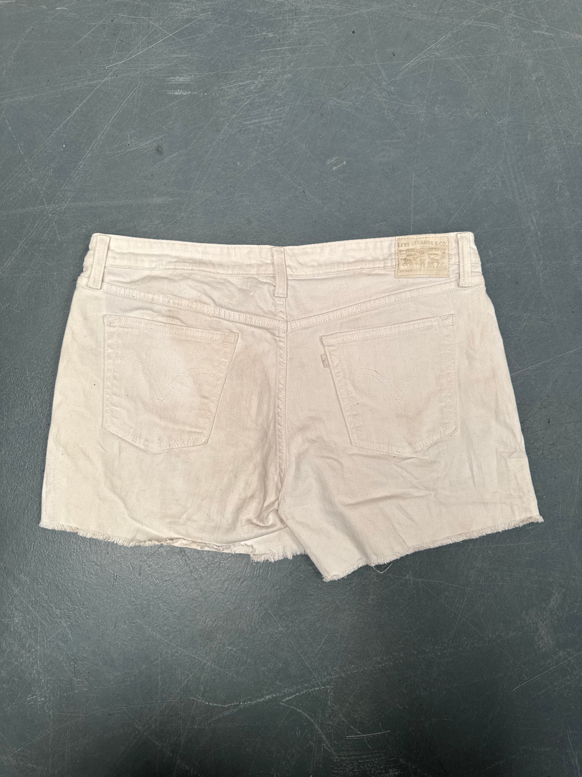 Vintage Levis Cut Off Denim Shorts - 90s Made - W 36 - SH961