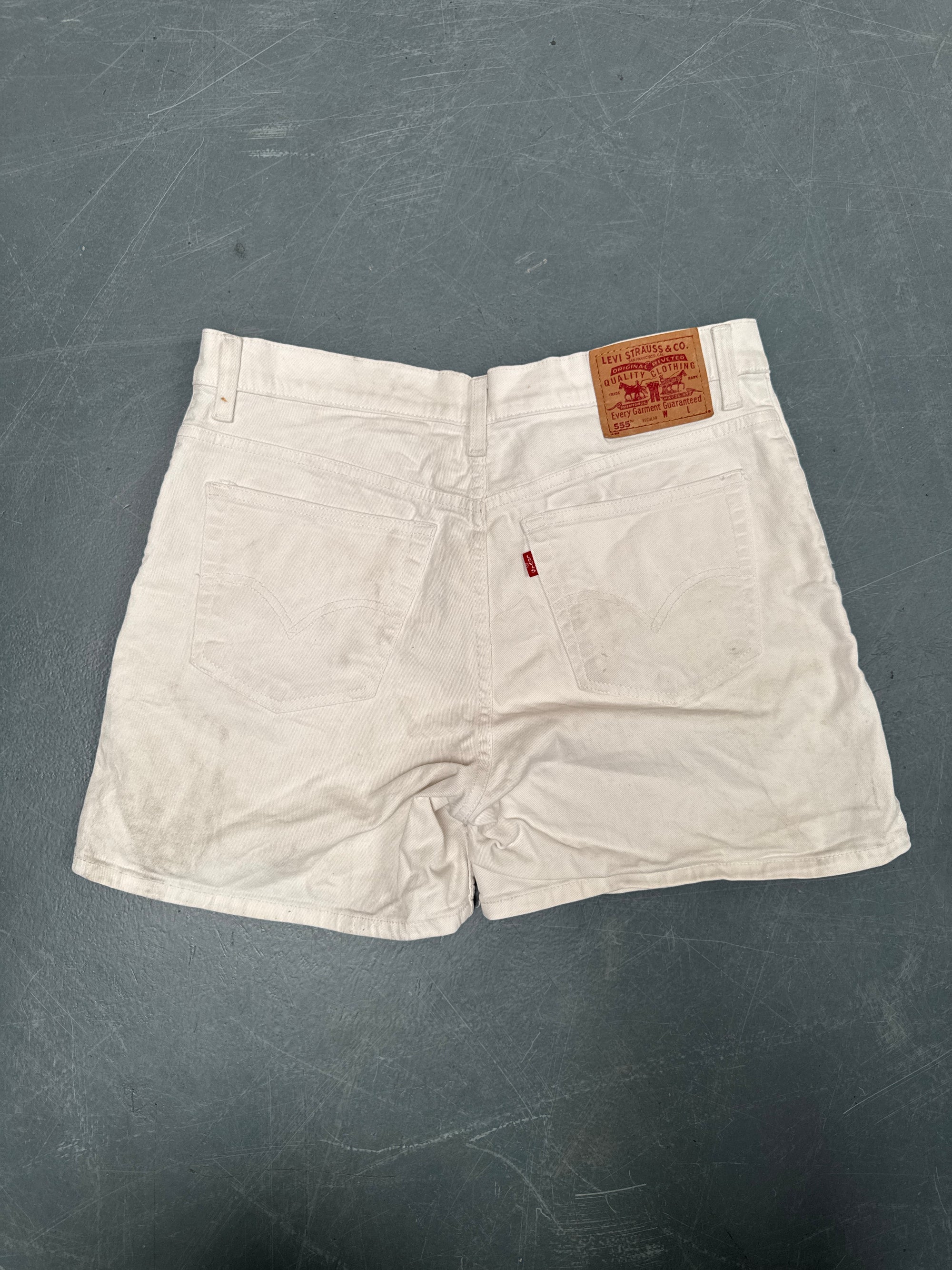 Vintage Levis Cut Off Denim Shorts - 90s Made - W 33 - SH962