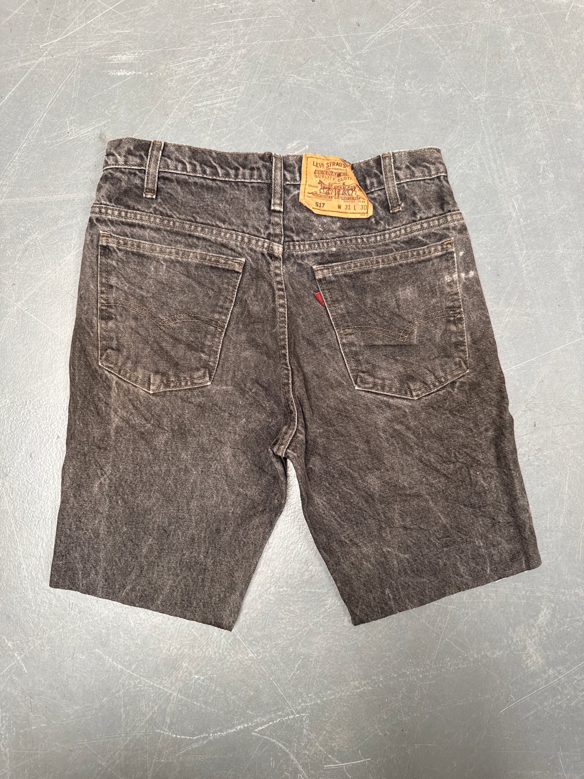 Vintage Levis Cut Off Denim Shorts - 90s Made - W 29 - SH966