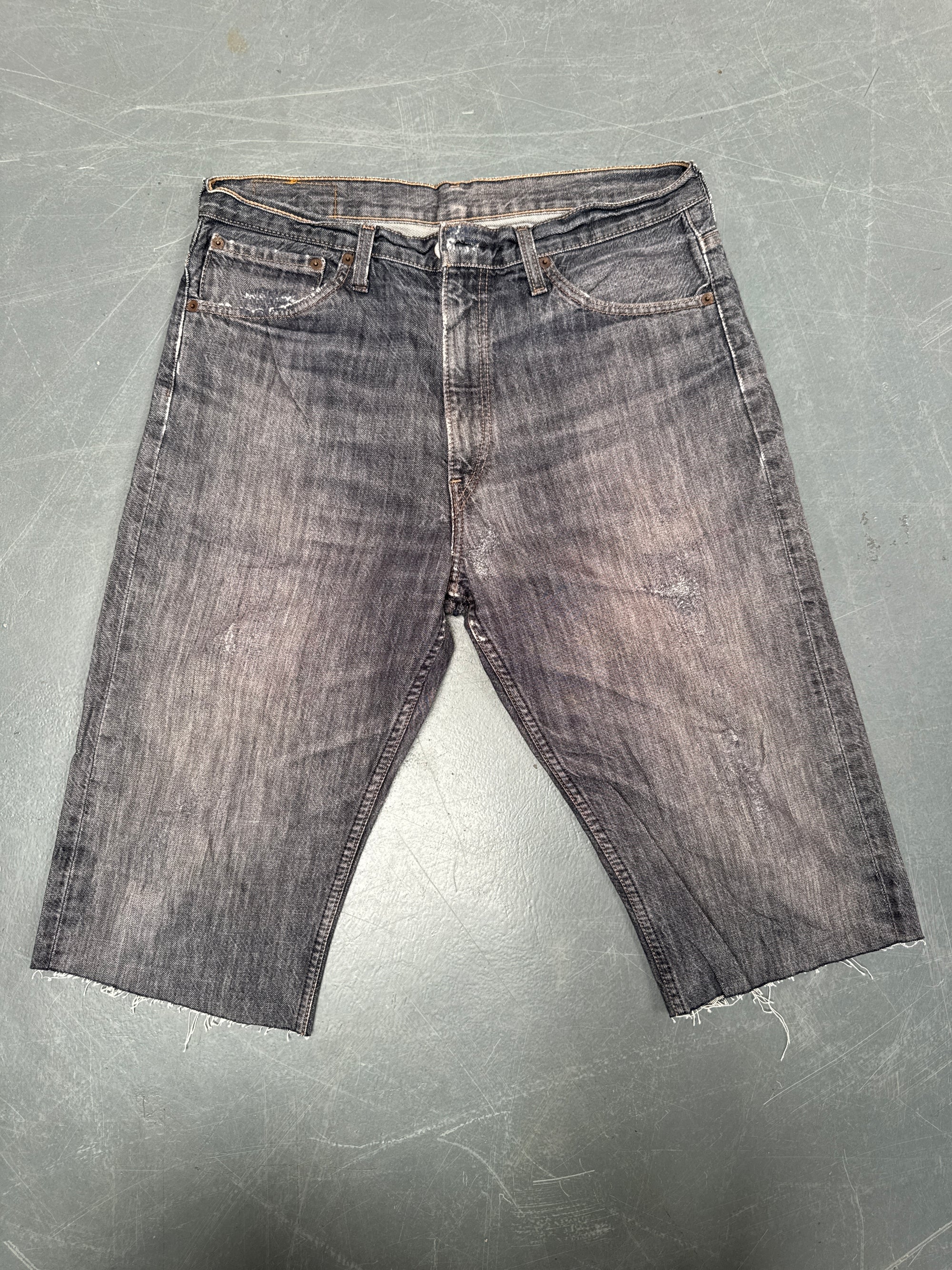 Vintage Levis Cut Off Denim Shorts - 90s Made - W 34 - SH968