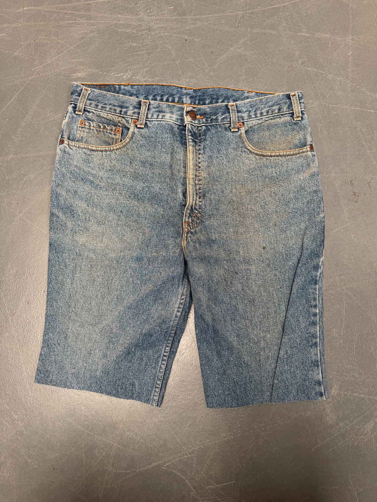 Vintage Levis Cut Off Denim Shorts - 90s Made - W 34 - SH972