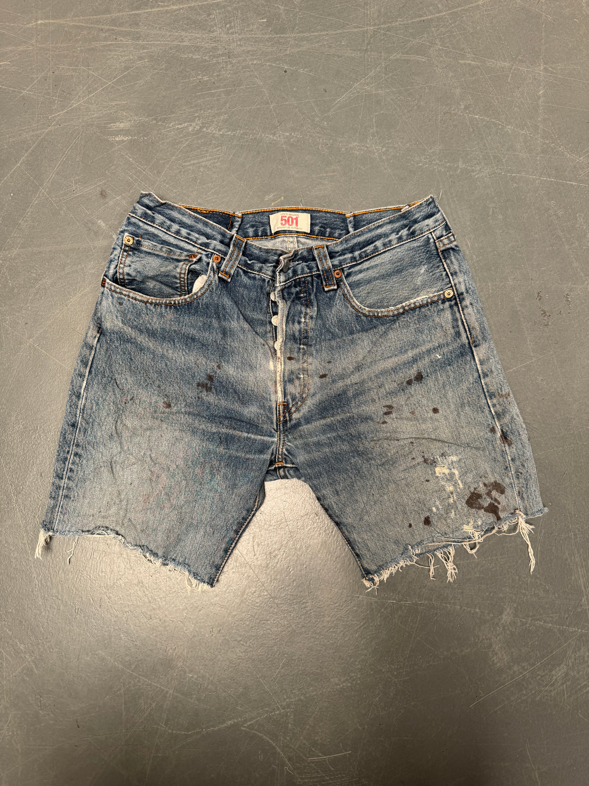 Vintage Levis Cut Off Denim Shorts - 90s Made - W 32 - SH977