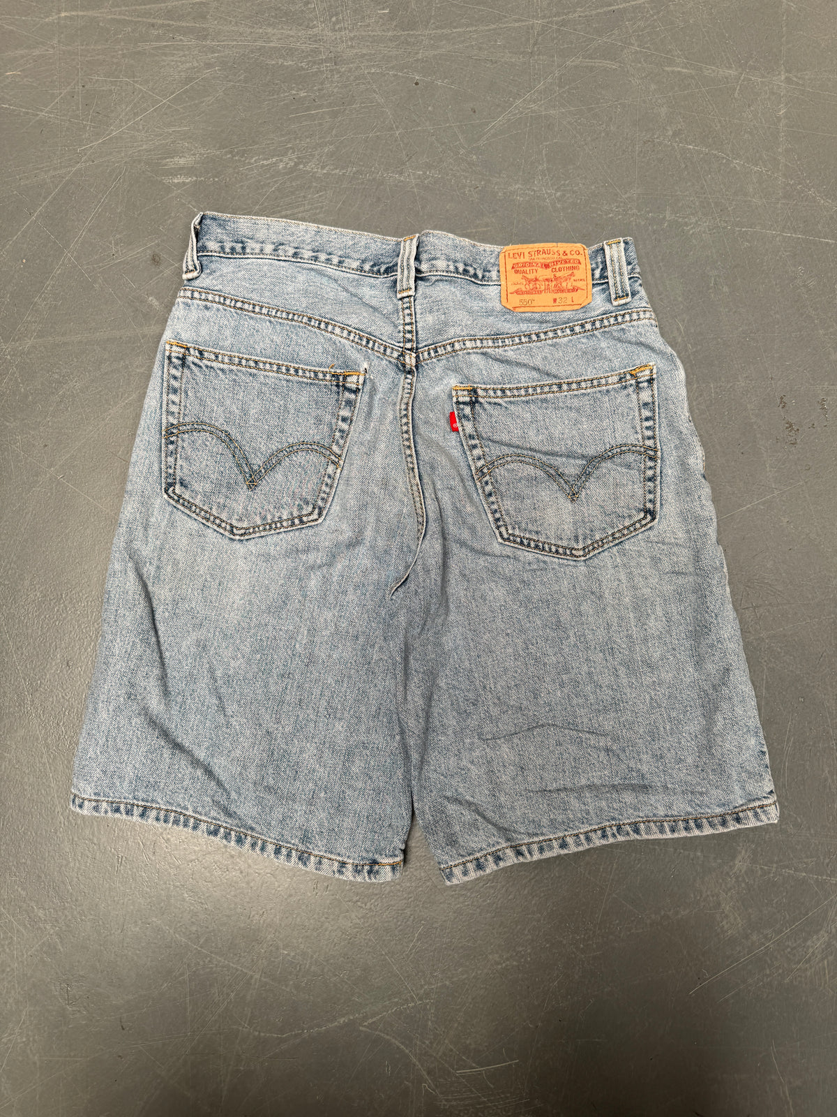 Vintage Levis Cut Off Denim Shorts - 90s Made - W 30 - SH980