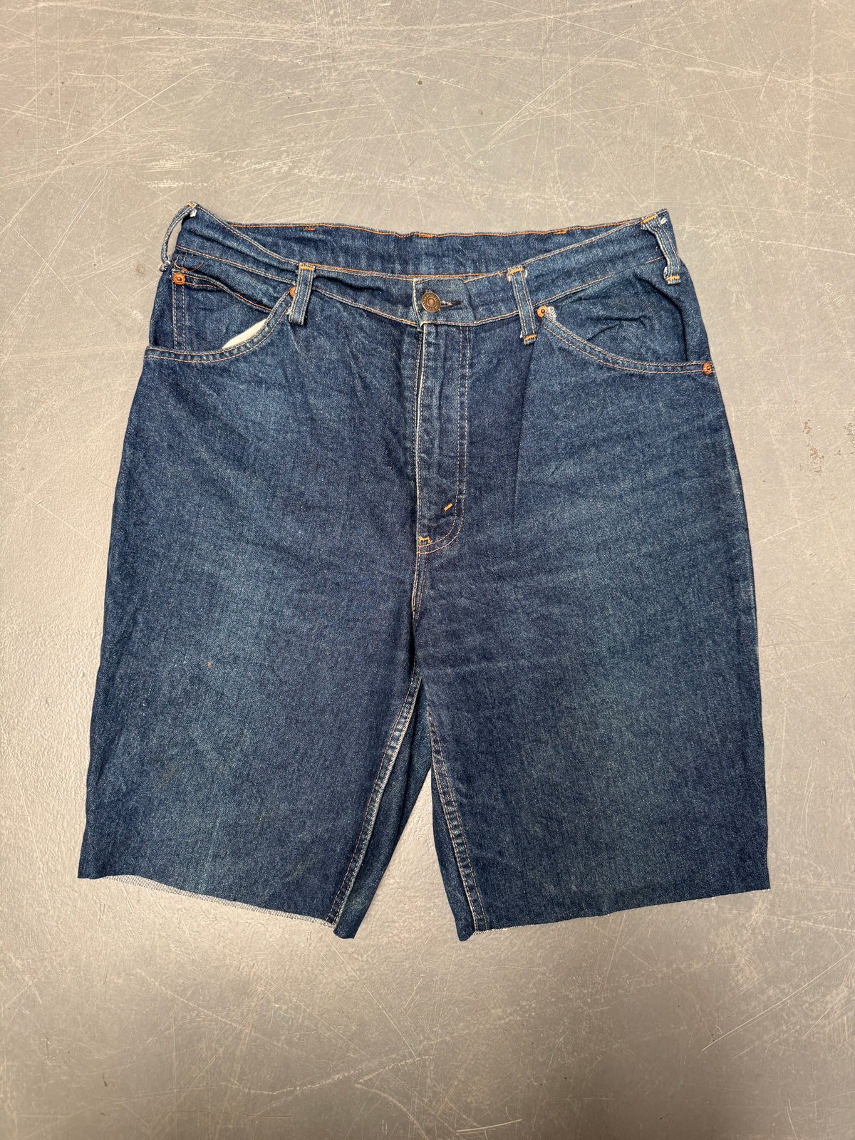 Vintage Levis Cut Off Denim Shorts - 90s Made - W 30 - SH987