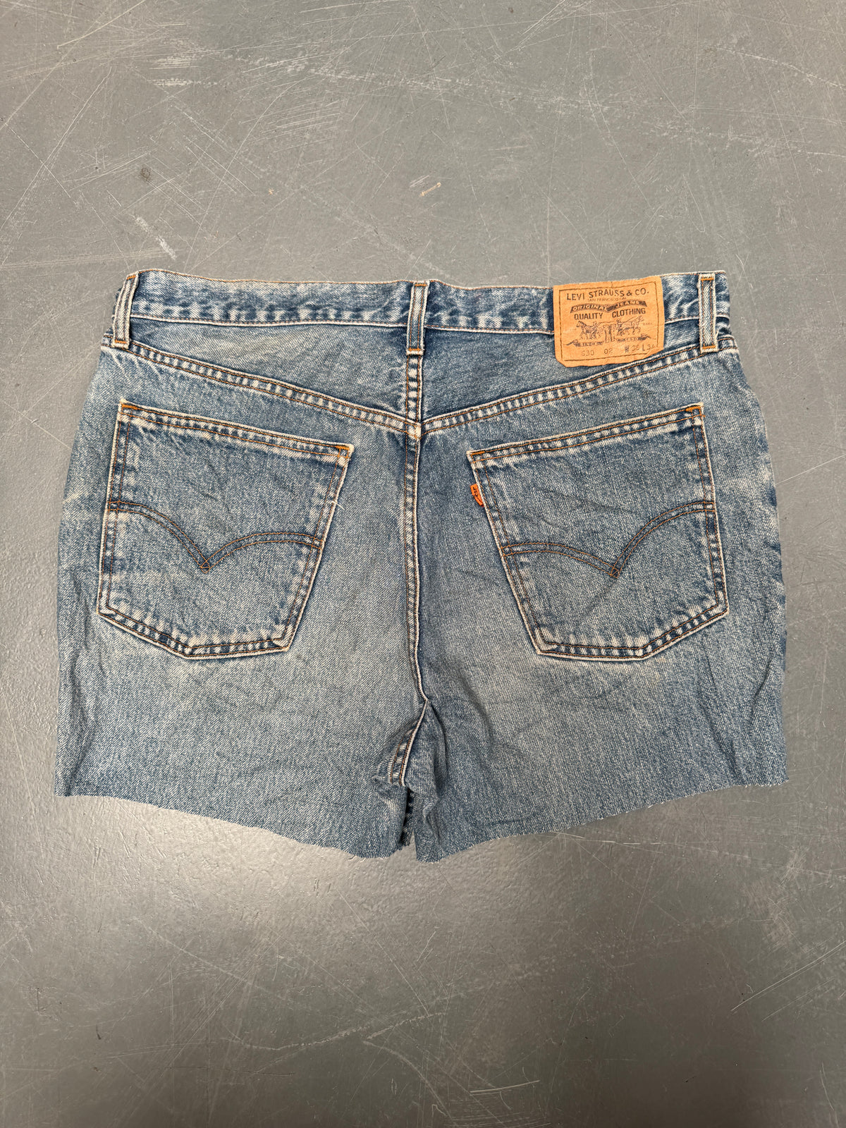 Vintage Levis Cut Off Denim Shorts - 90s Made - W 36 - SH989