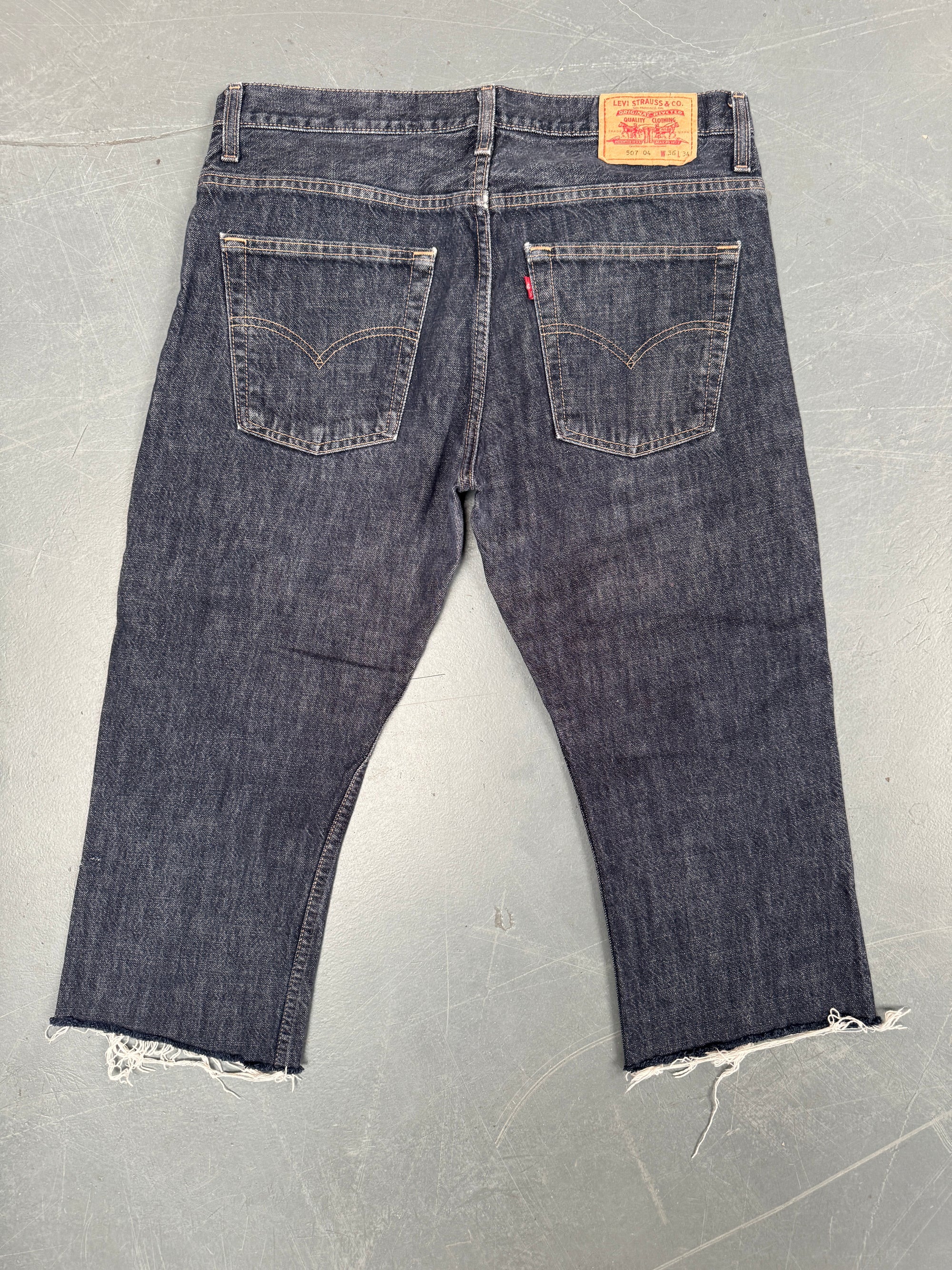 Mens Levis 501 Regular Fit Vintage Jean - W 34 L 22 - Slate Grey
