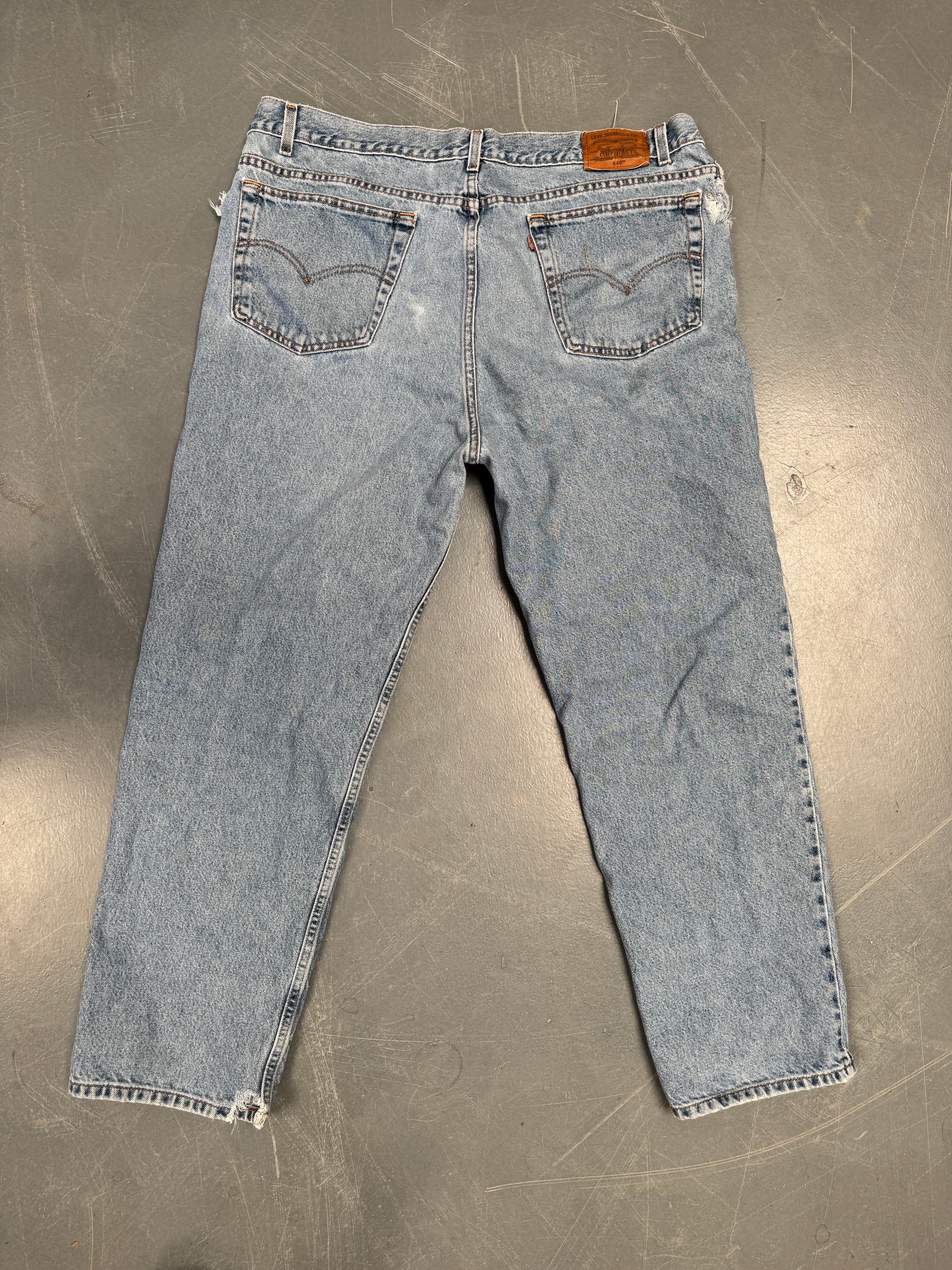 Mens Levis 540 Relaxed Fit Vintage Jean - W 42 L 29