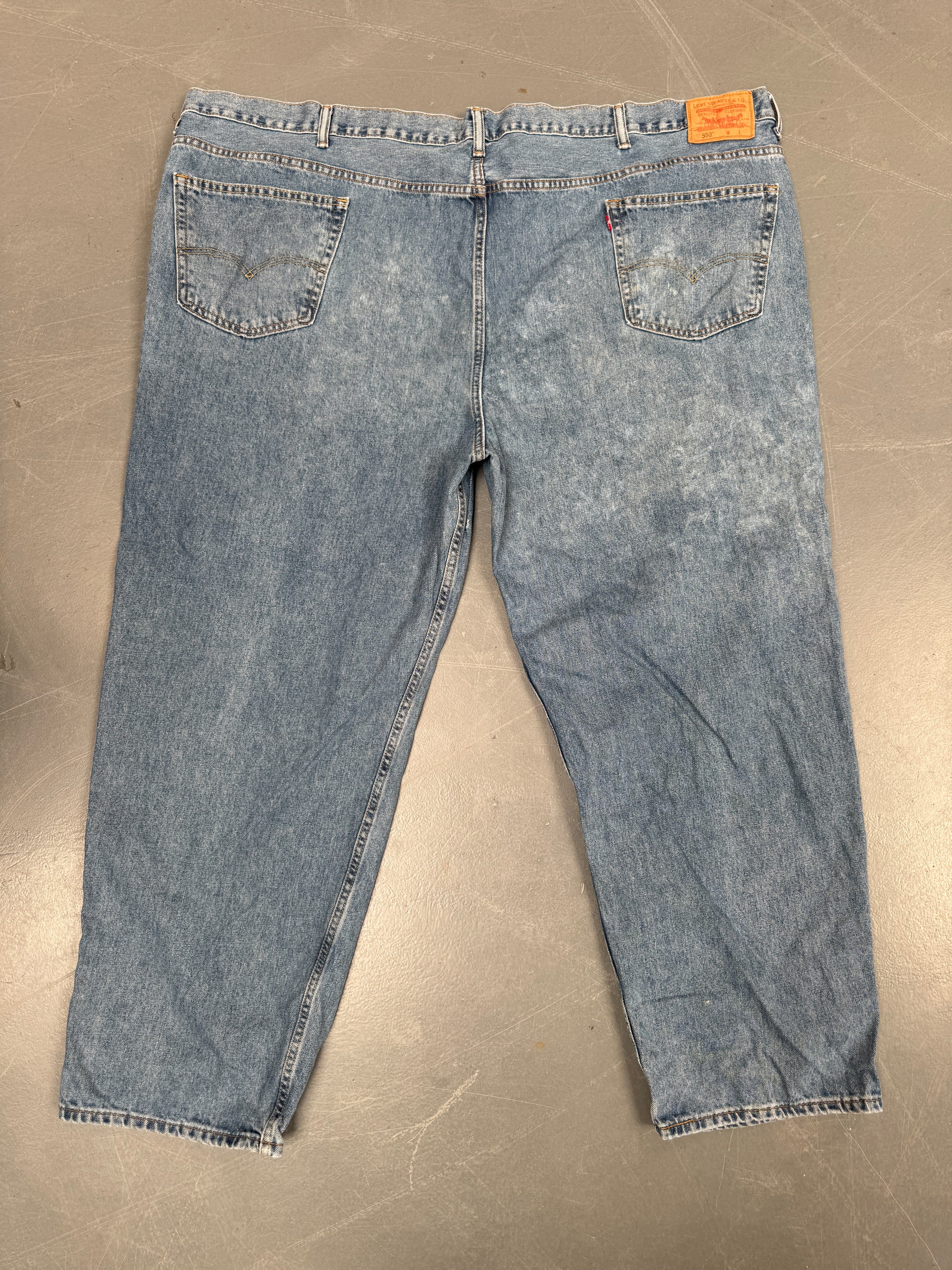 Mens Levis 550 Relaxed Fit Vintage Jean - W 54 L 31
