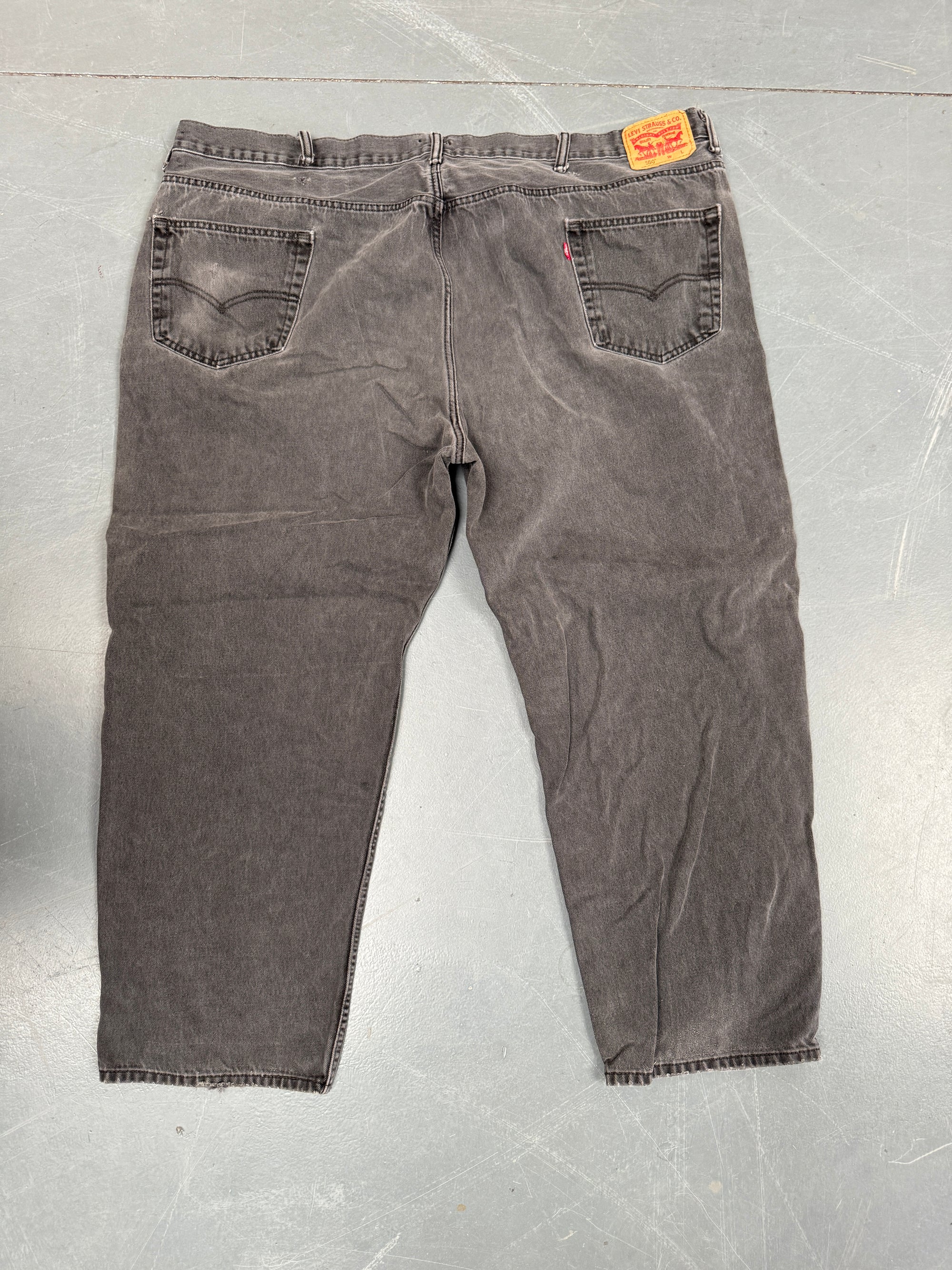 Mens Levis 550 Relaxed Fit Vintage Jean - W 50 L 29