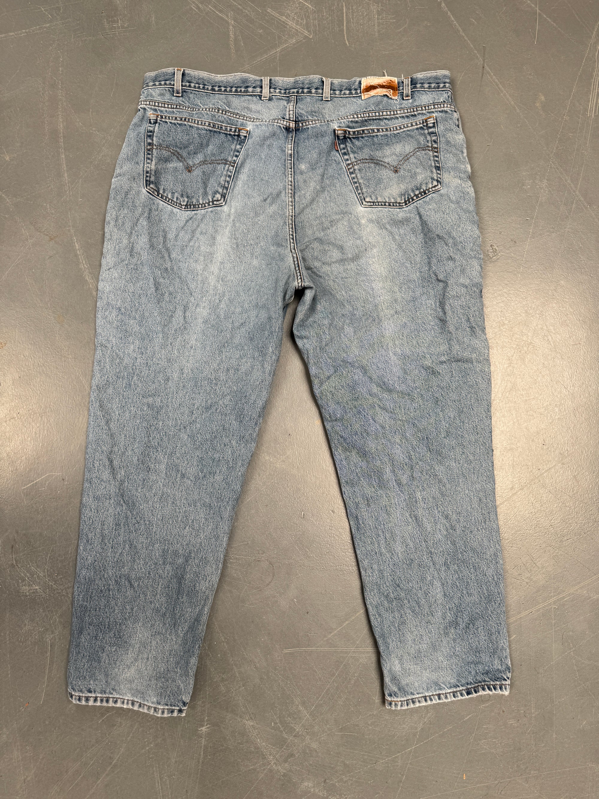 Mens Levis 540 Relaxed Fit Vintage Jean - W 48 L 31