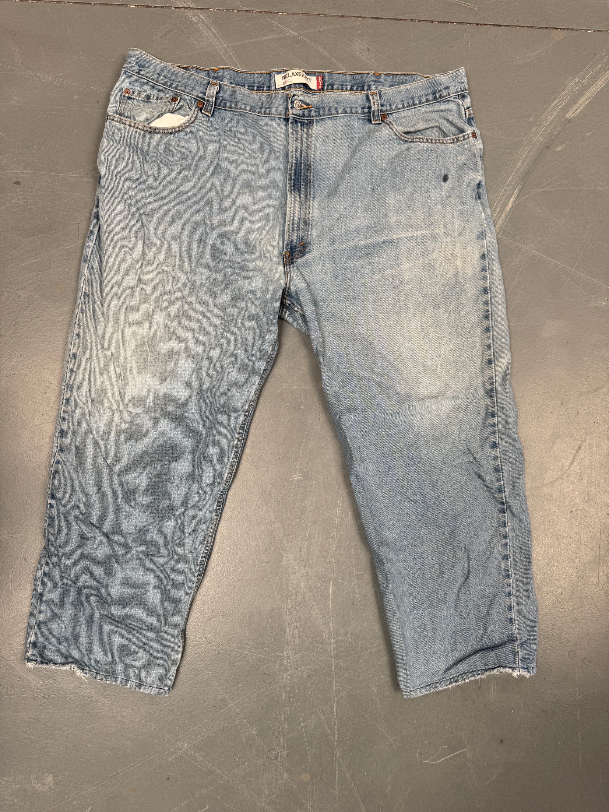 Mens Levis 550 Relaxed Fit Vintage Jean - W 46 L 27