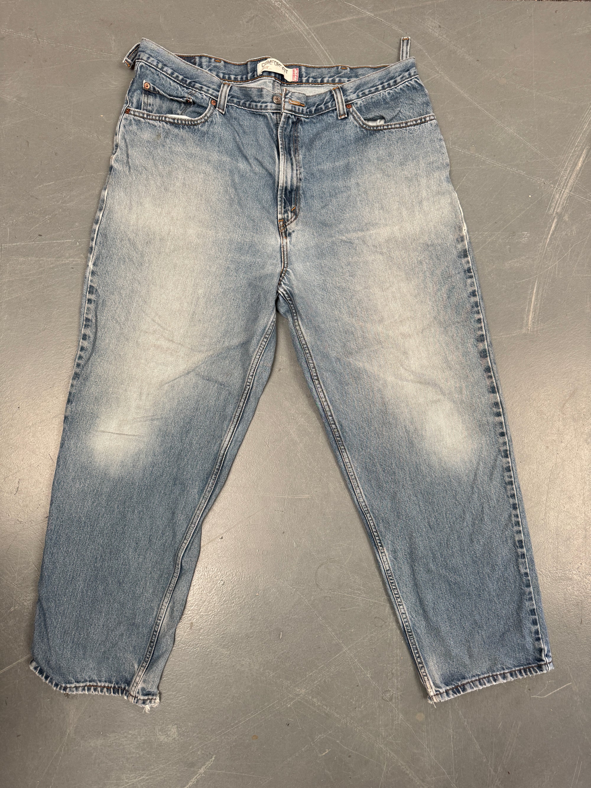 Mens Levis 560 Comfort Fit Vintage Jean - W 40 L 30