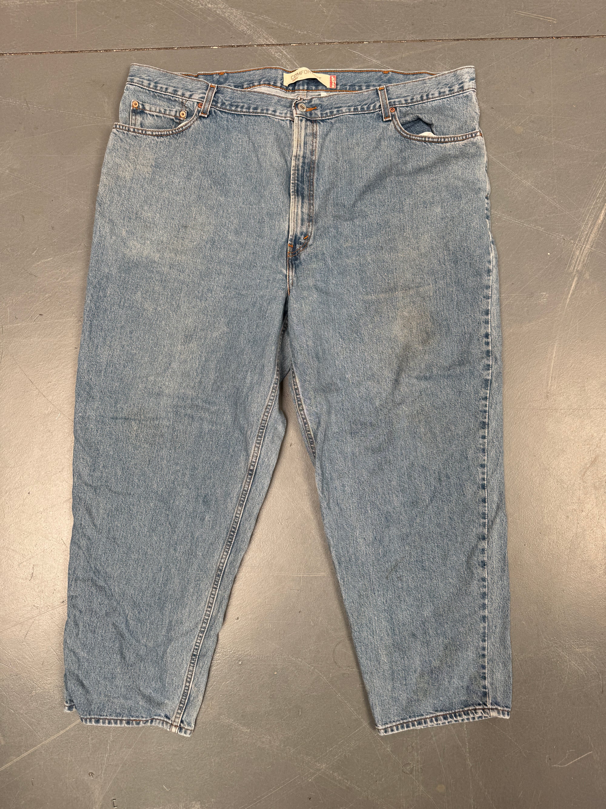 Mens Levis 560 Comfort Fit Vintage Jean - W 46 L 30