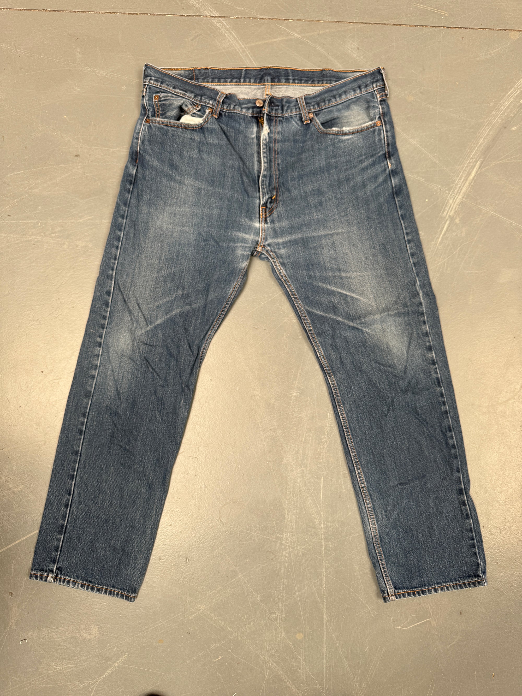 Mens Levis 505 Regular Fit Vintage Jean - W 40 L 30